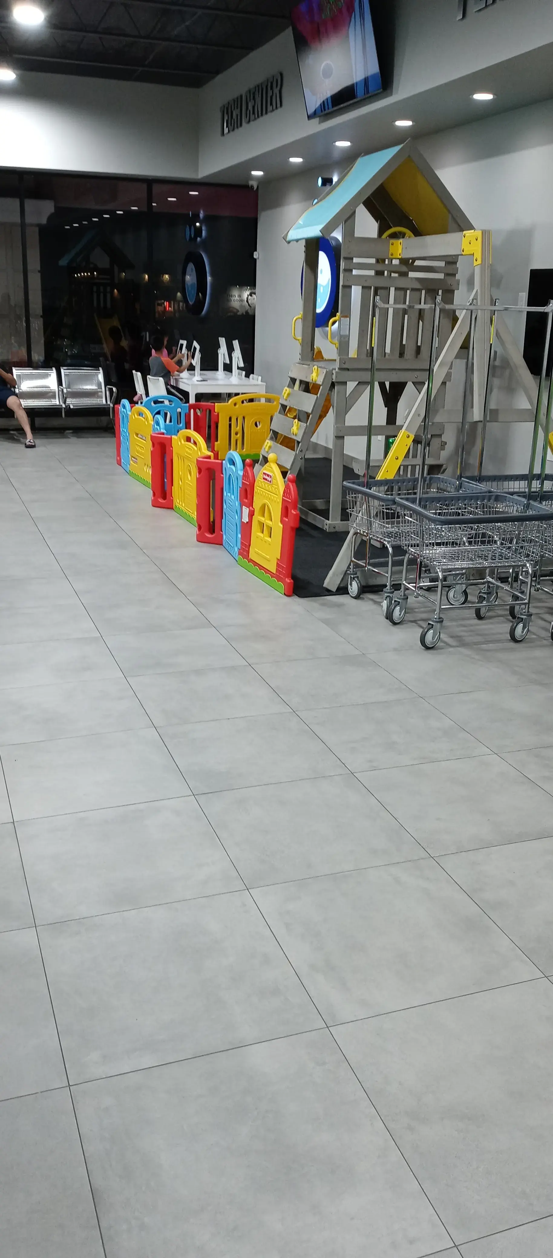 Oasis Washateria Post Oak thumbnail 12