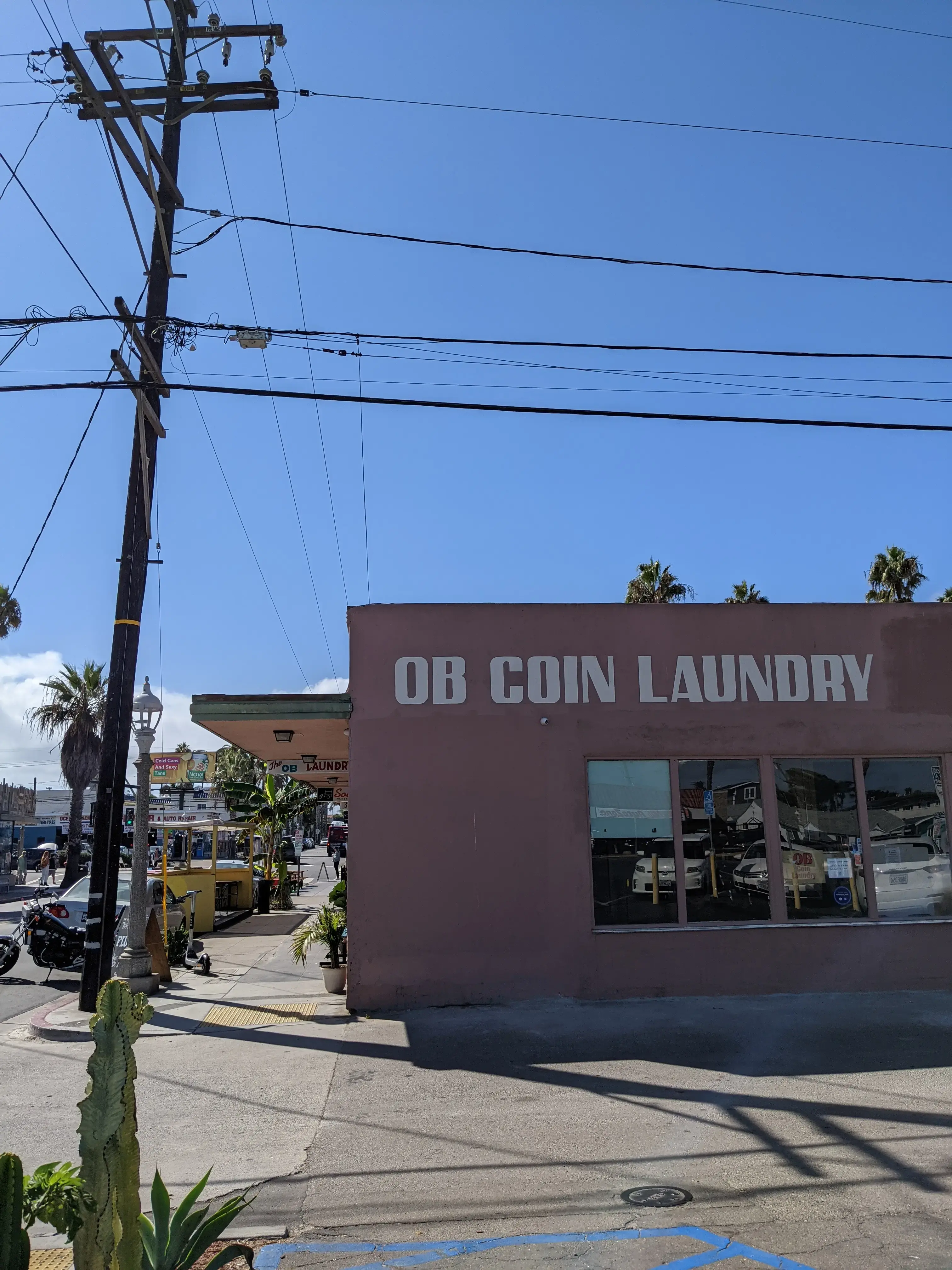 OB Coin Laundry thumbnail 13