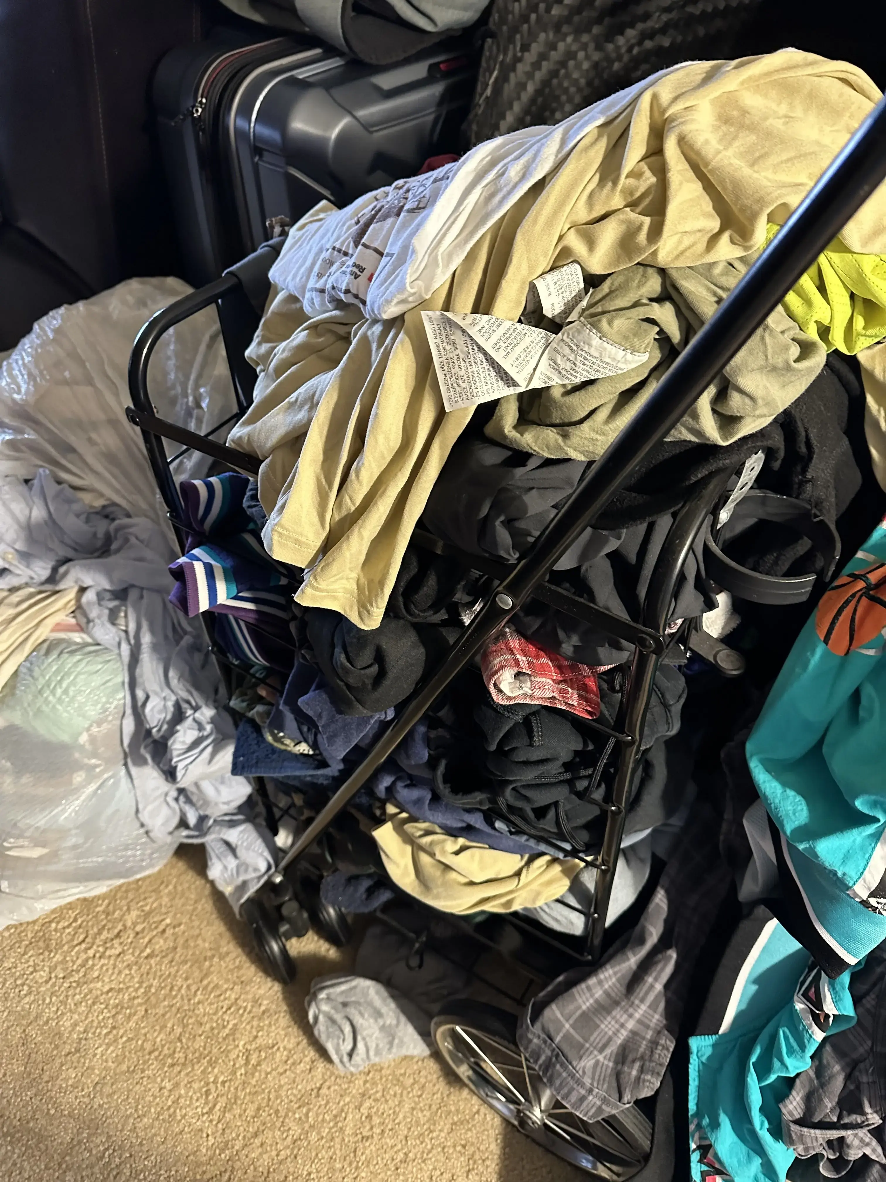 OC Mobile Laundry - Image 19