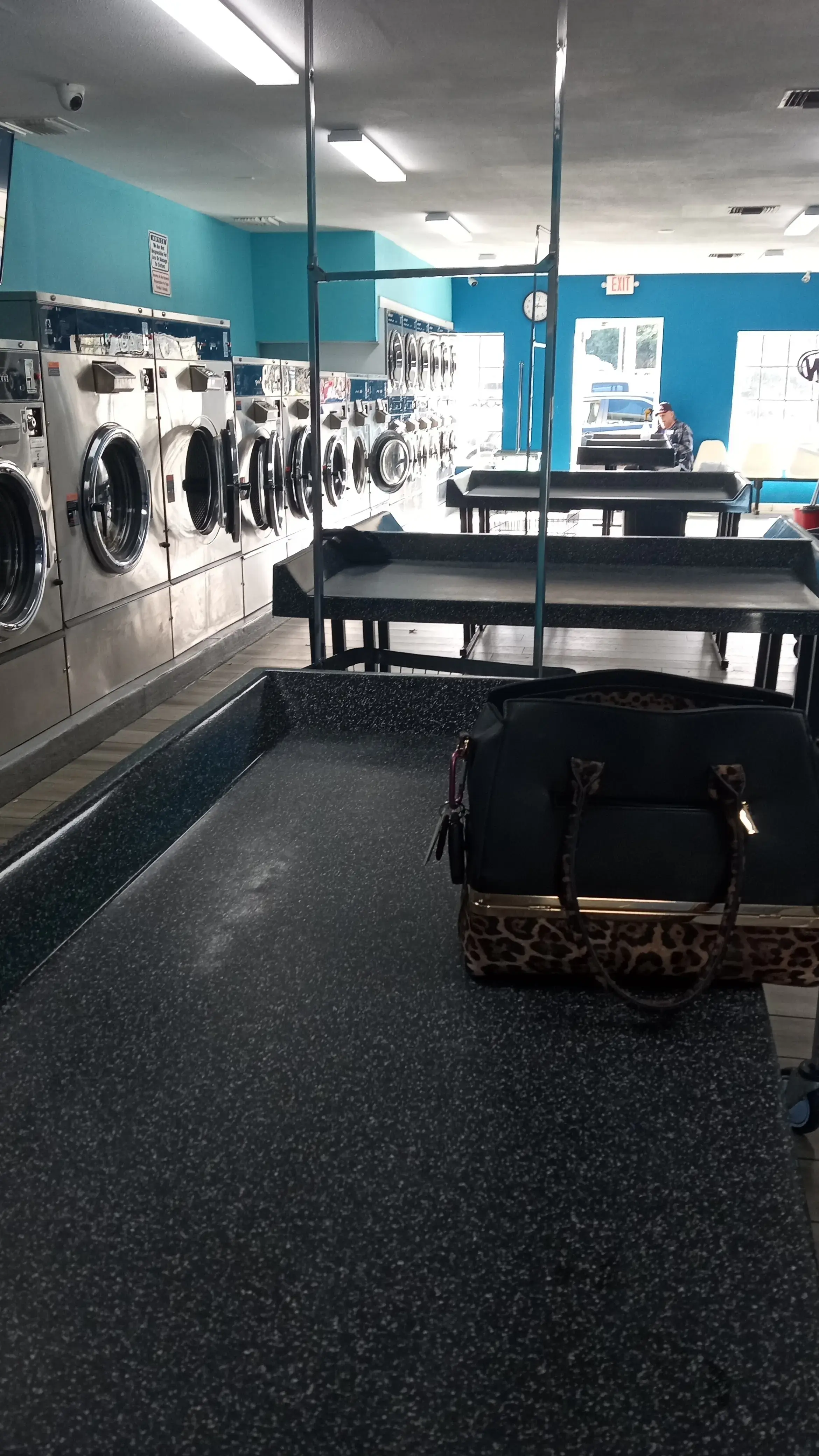 Ocala Express Laundry Center thumbnail 10