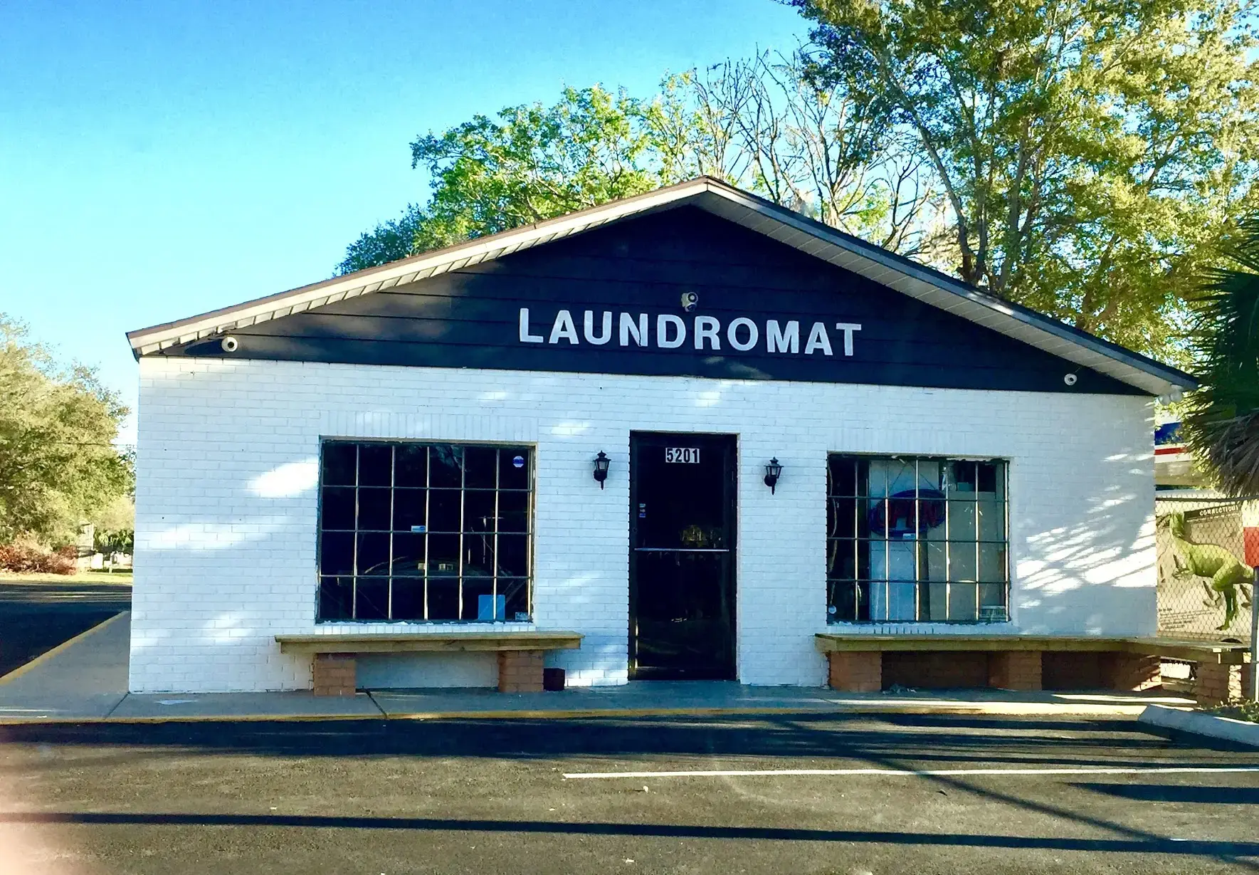 Ocala Express Laundry Center thumbnail 2