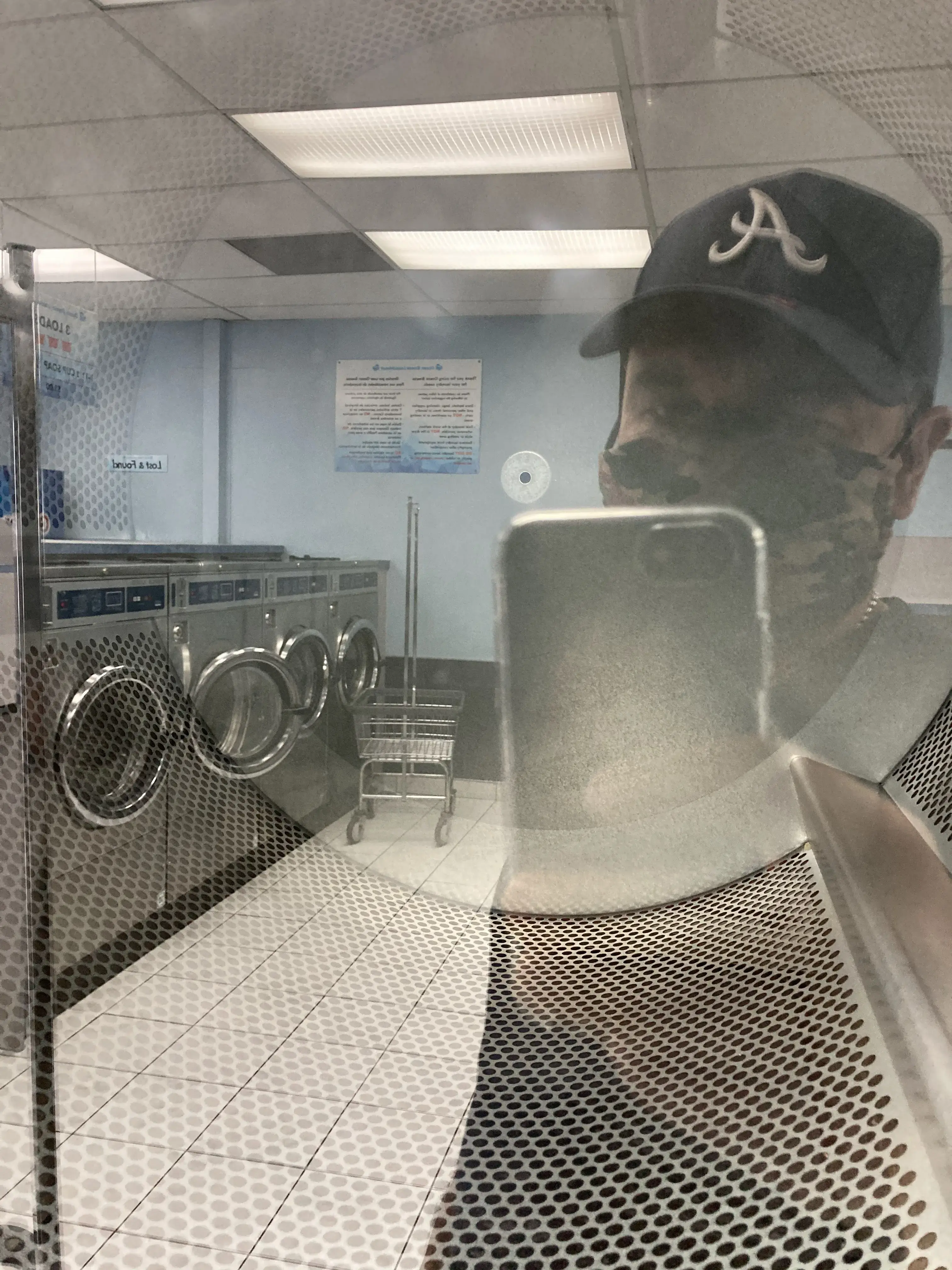 Ocean Breeze Laundromat thumbnail 12
