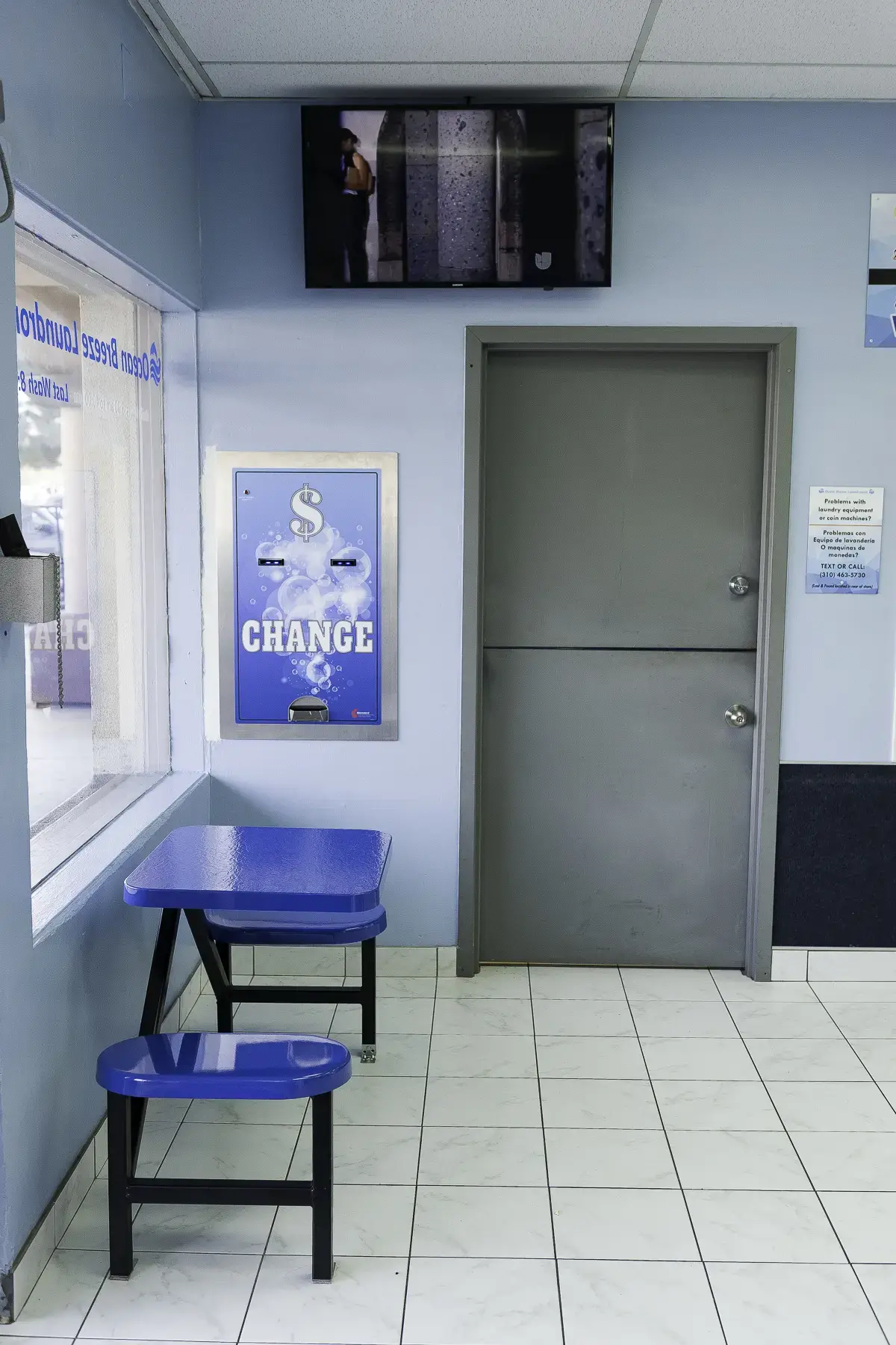 Ocean Breeze Laundromat thumbnail 6