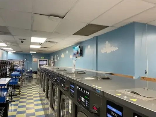 Ocean Breeze Laundromat LLC thumbnail 13