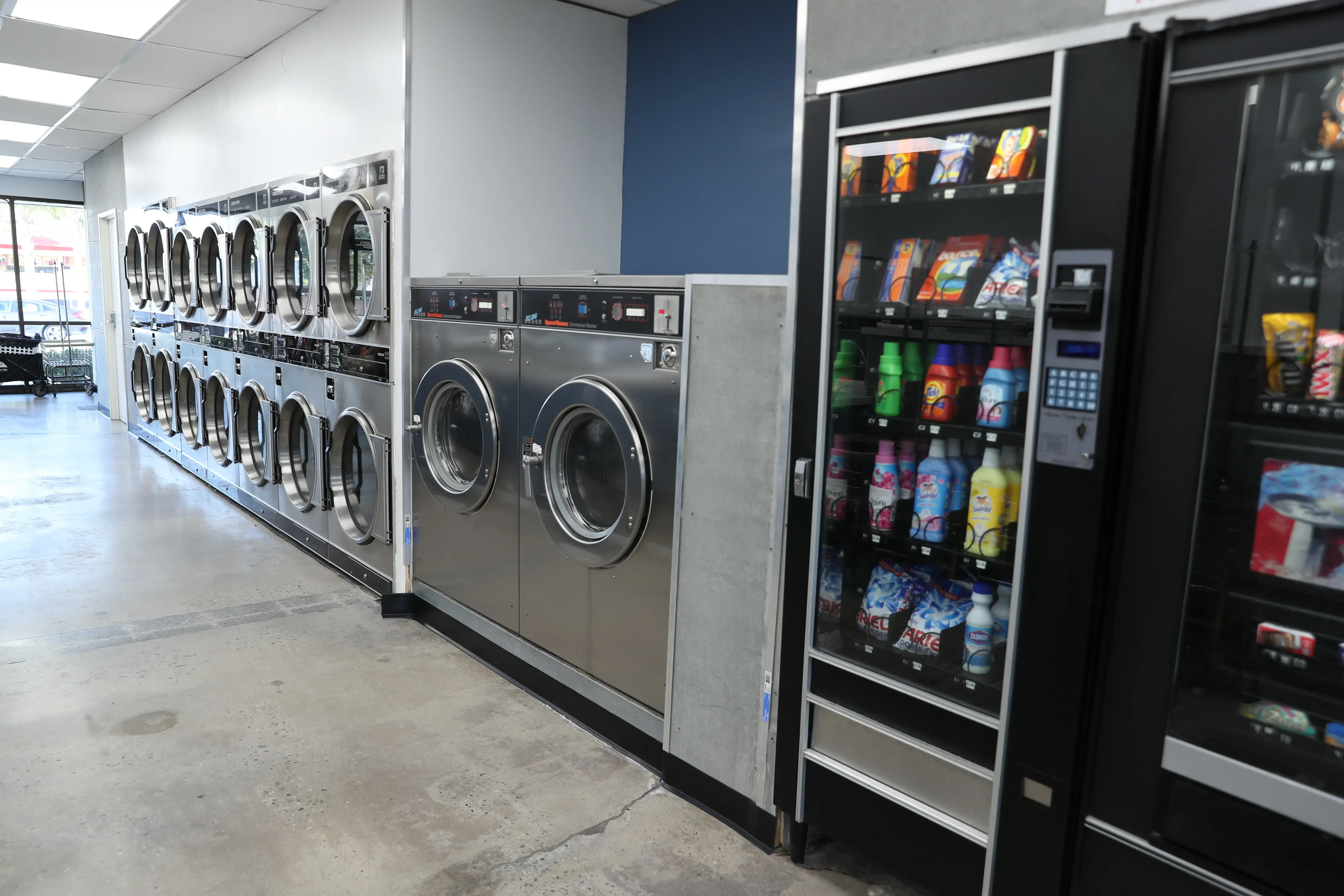 Ocean Breeze Laundry - Wash and Fold thumbnail 14