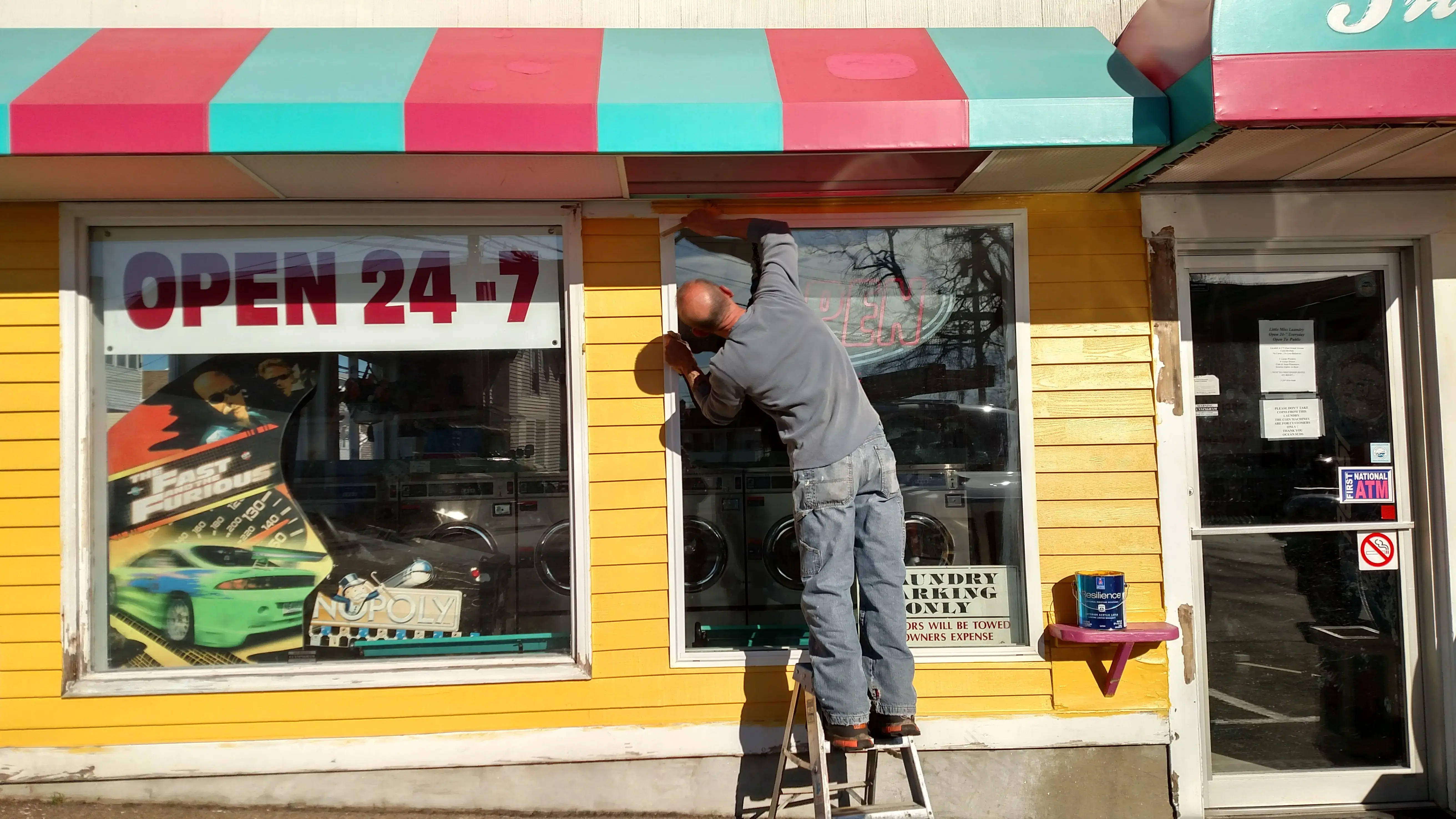 Ocean Suds 24 Hour Coin Laundry - Image 17