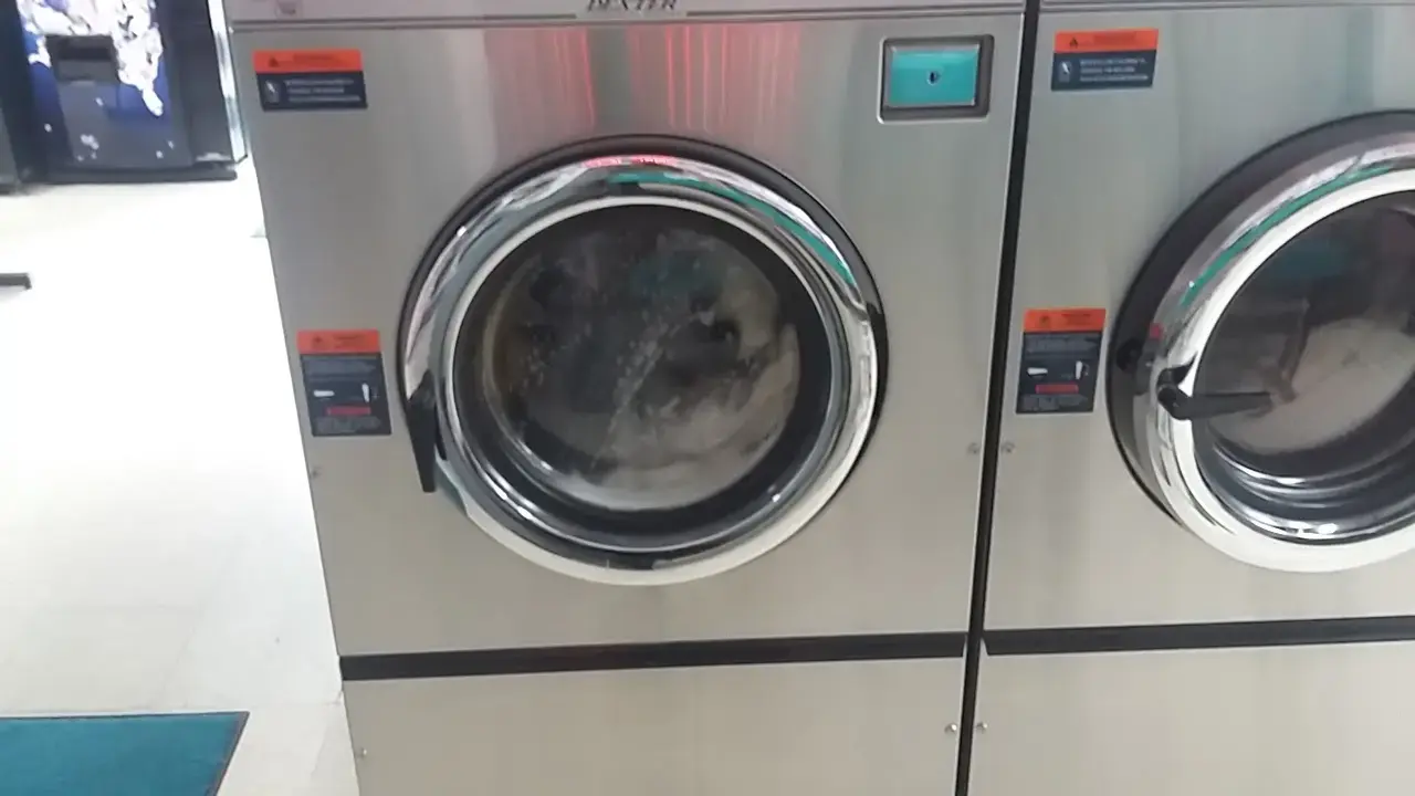 Ocean Suds 24 Hour Coin Laundry - Image 6