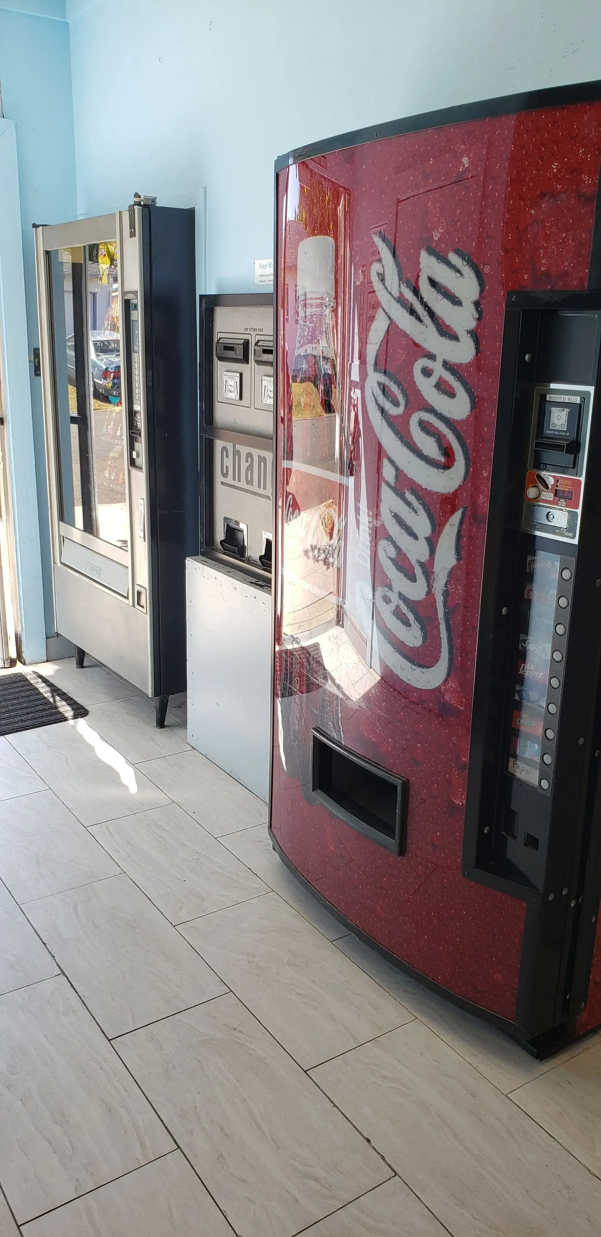 Oceanside Laundry thumbnail 11