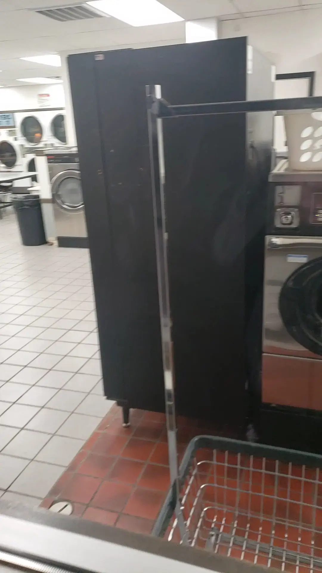 Off Broadway Laundromat thumbnail 19