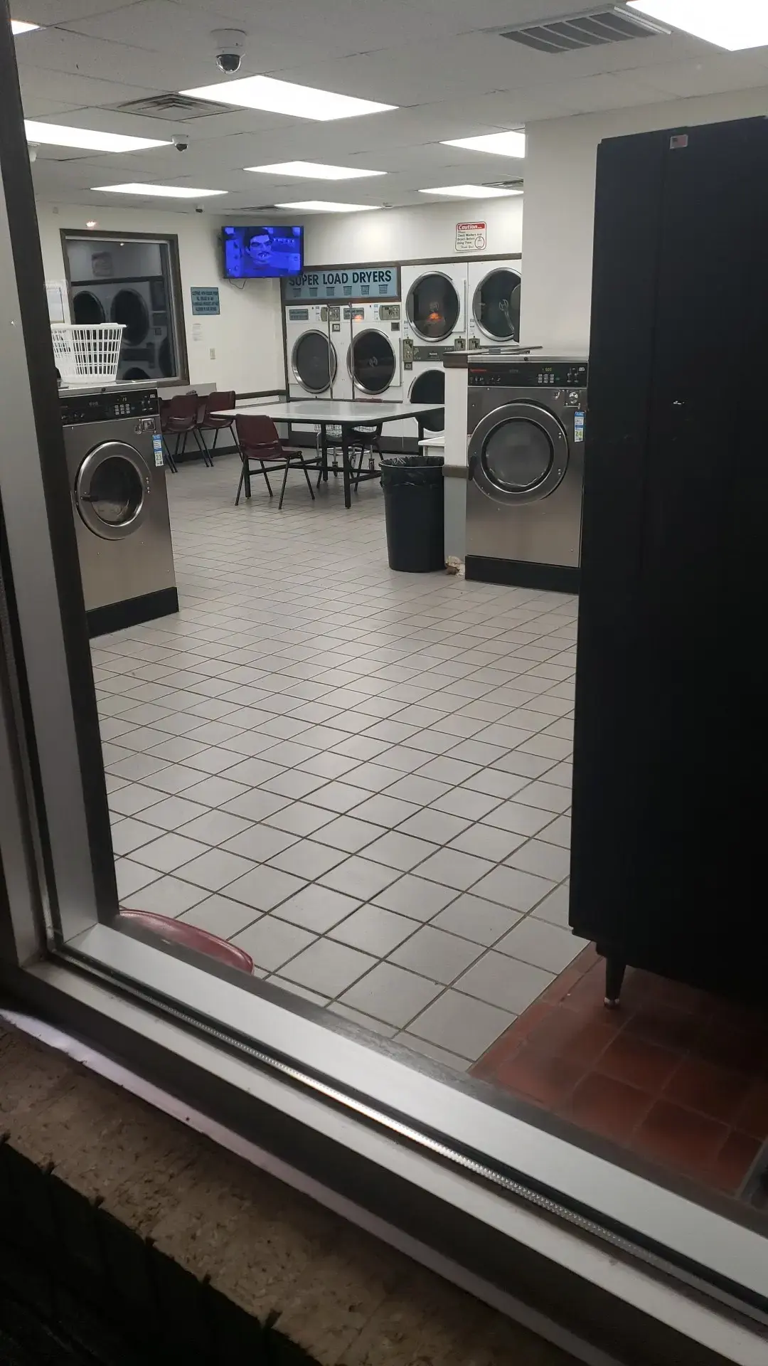 Off Broadway Laundromat thumbnail 16
