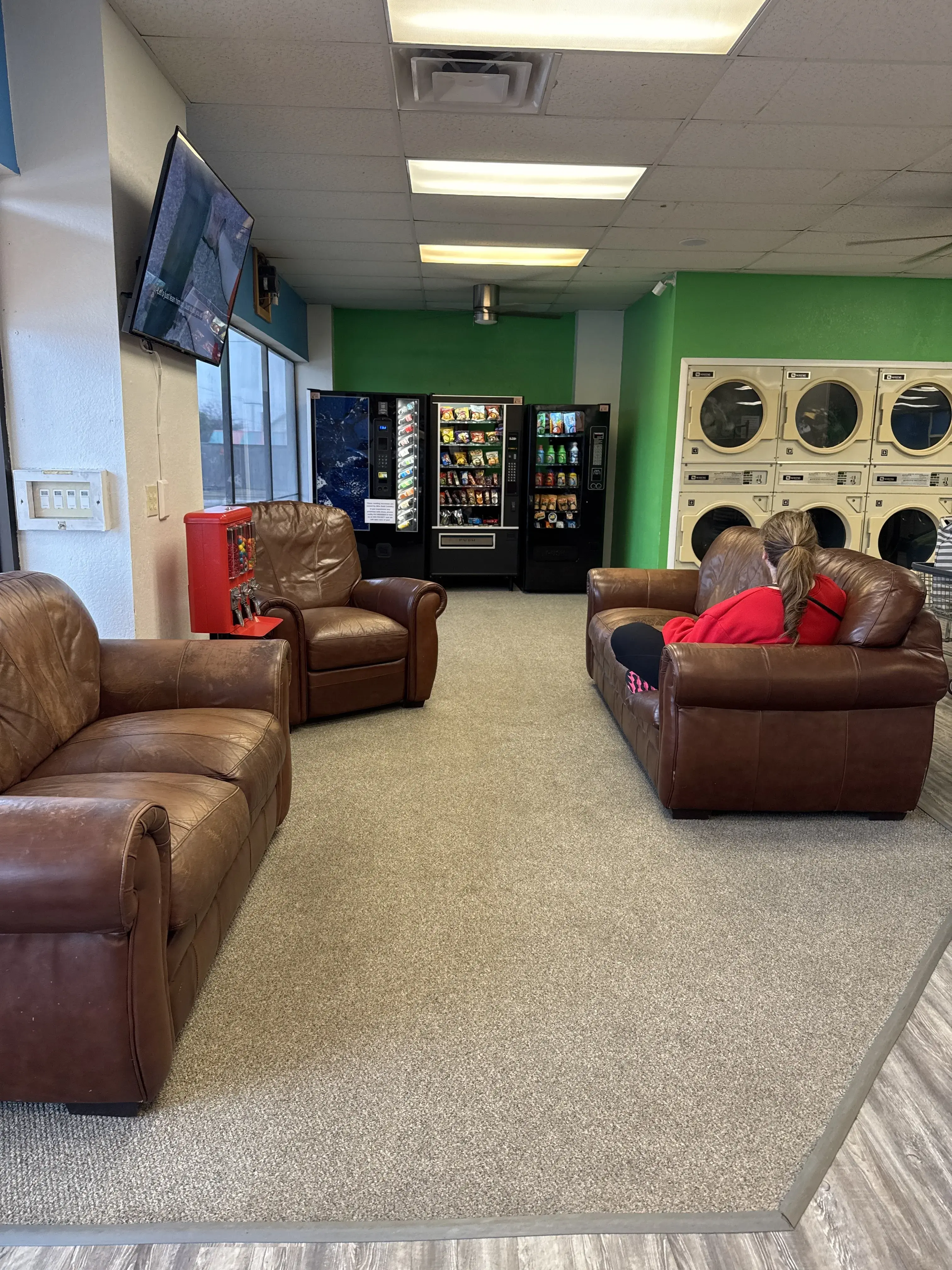 Okie Suds Laundry thumbnail 5