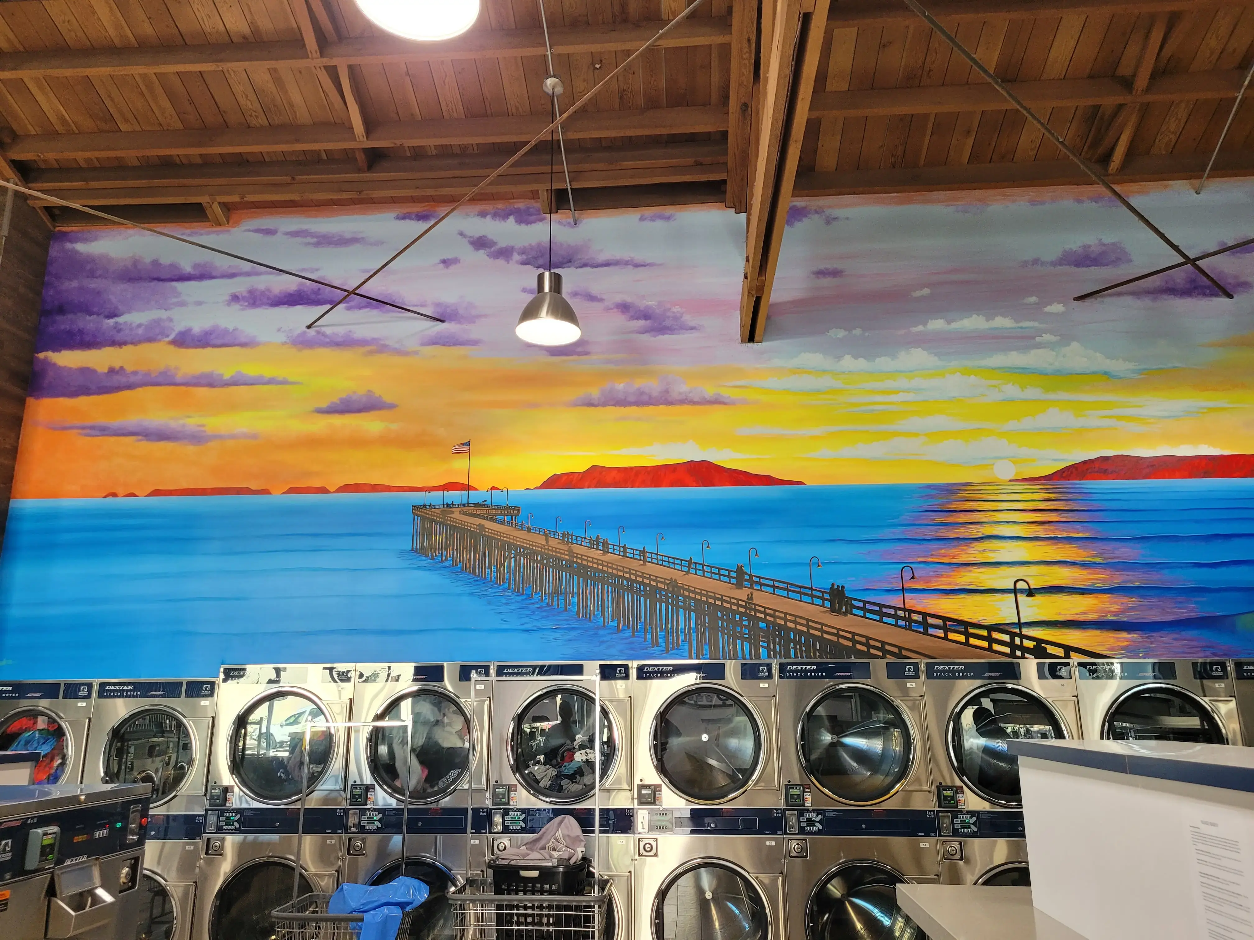 Olas Express Laundromat & Wash and Fold thumbnail 13