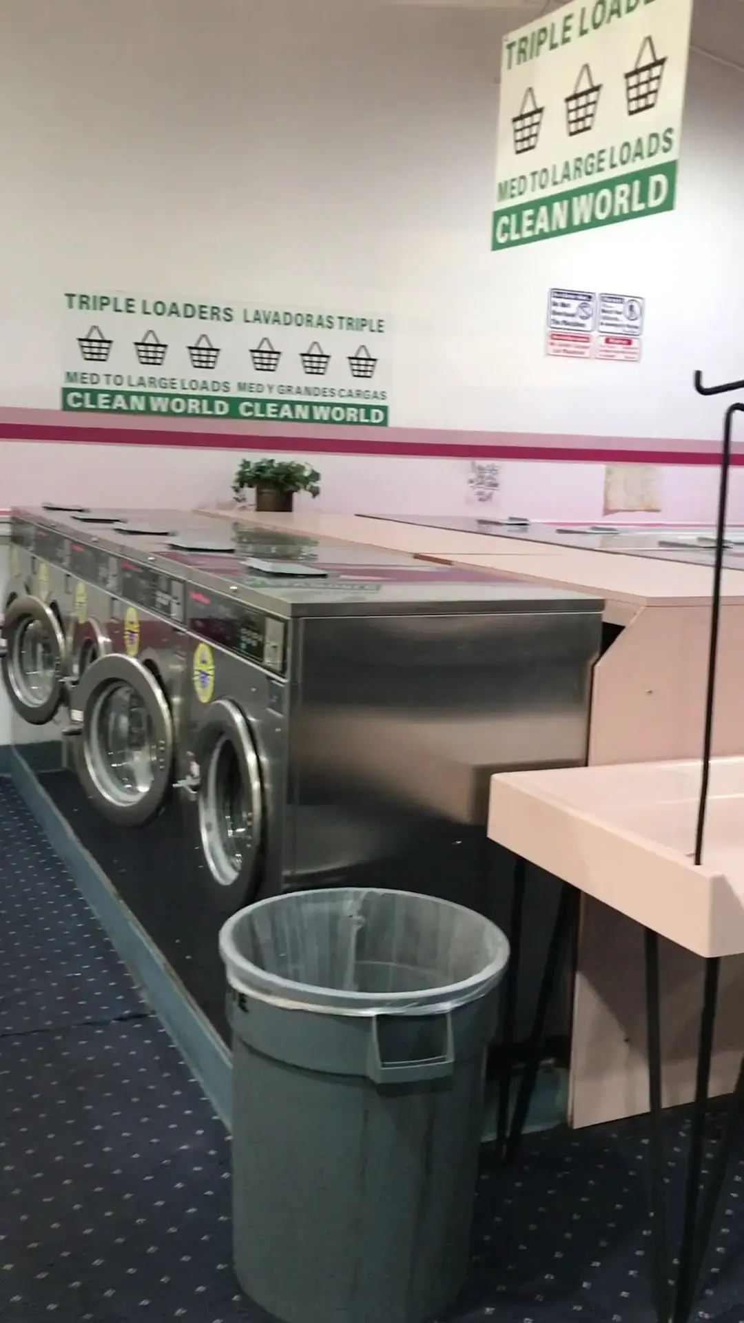 Old Hickory Coin Laundry - Image 16