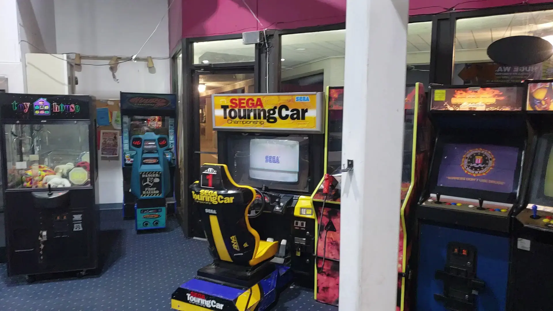 Old Hickory Coin Laundry - Image 12