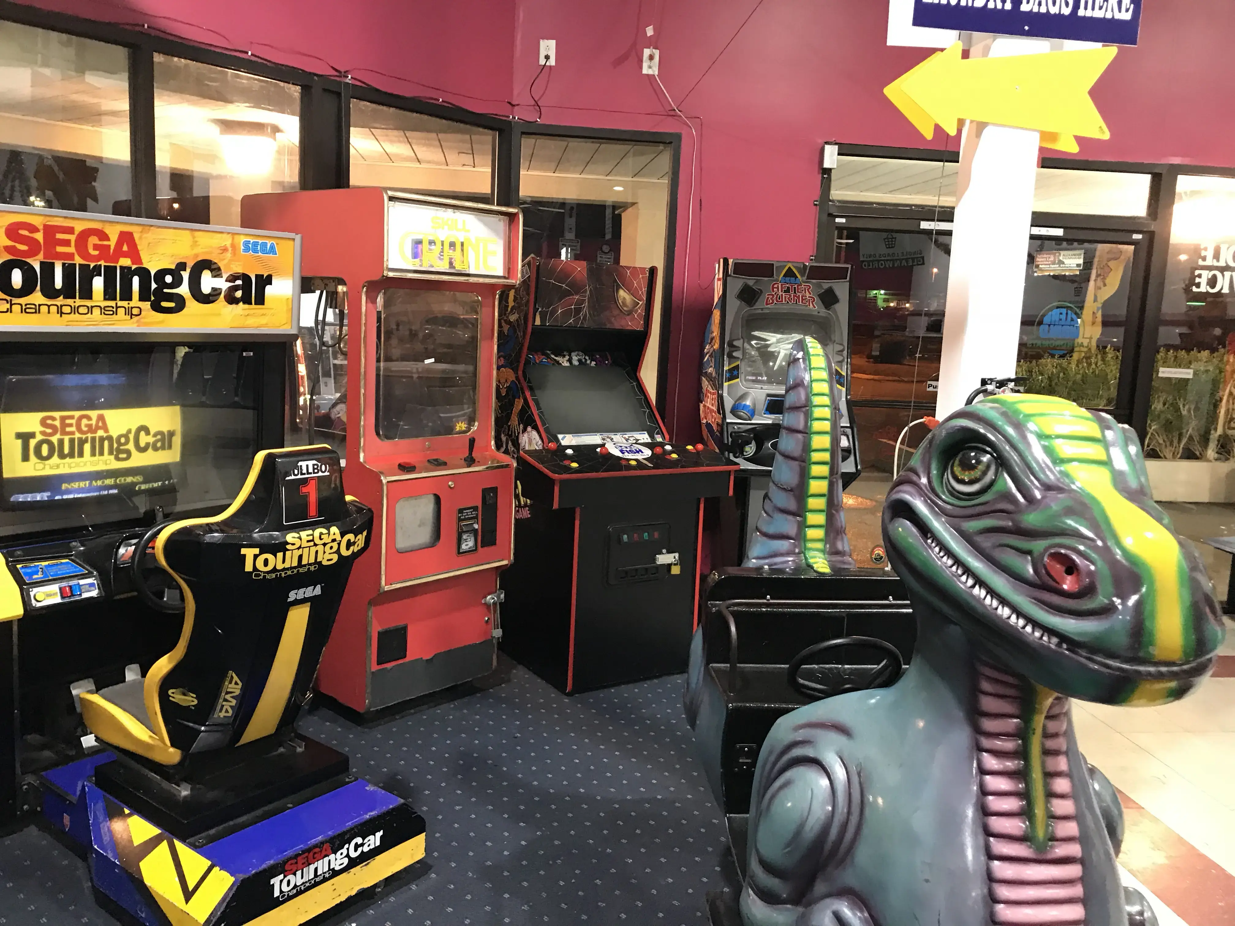 Old Hickory Coin Laundry - Image 10