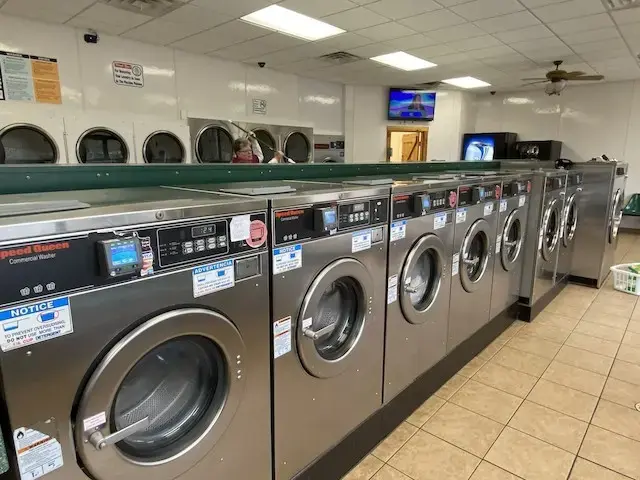 Old Stage Wash House - Image 3