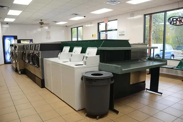 Old Stage Wash House - Image 17