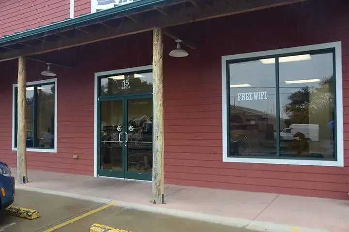 Old Stage Wash House - Image 10