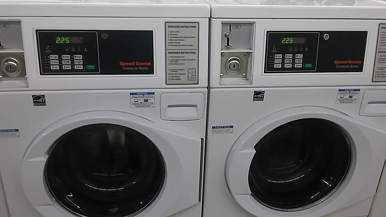 Old Town Coin Laundry - Image 10