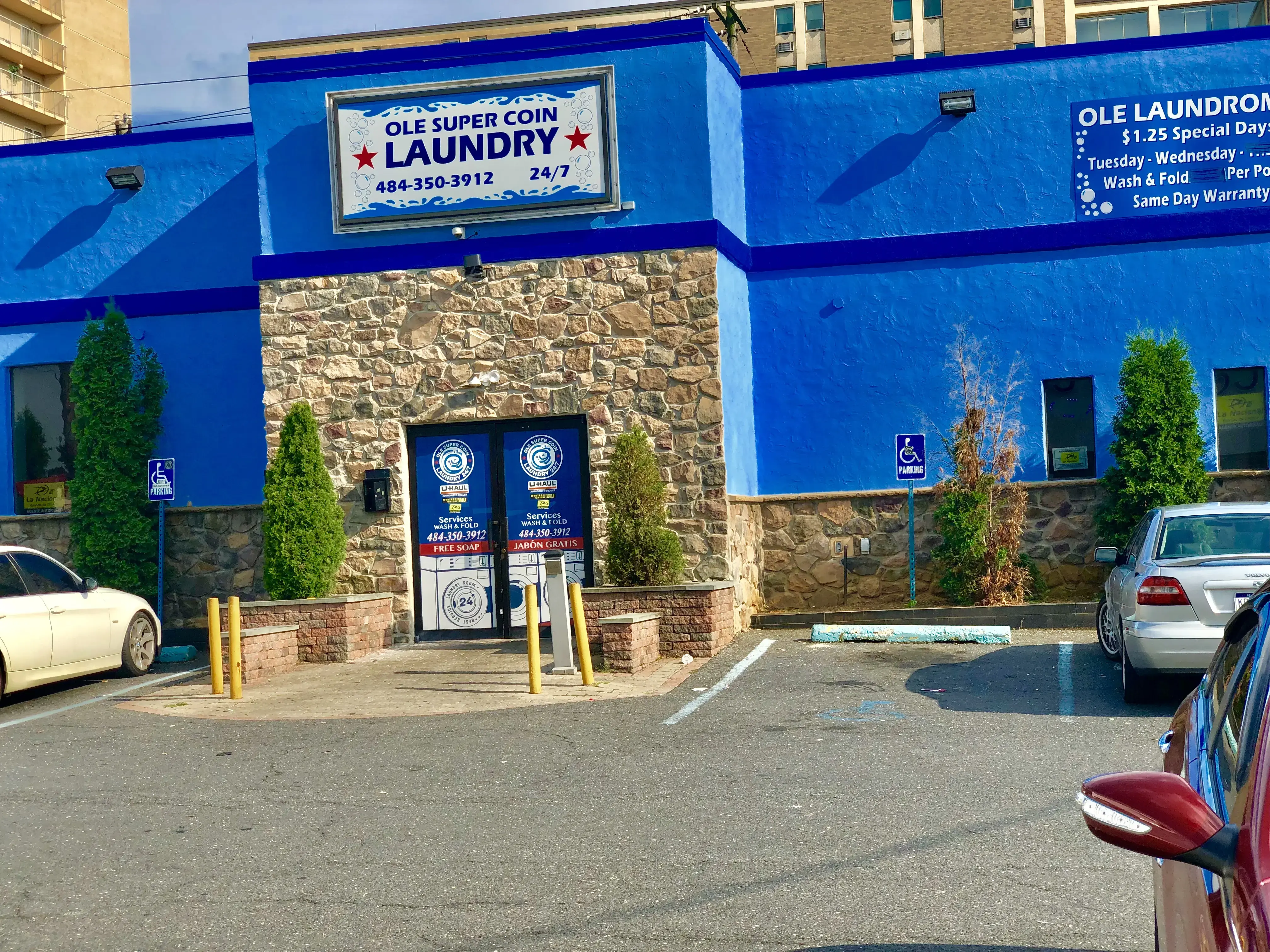 OLE SUPER COIN LAUNDRY 24/7 - Image 2