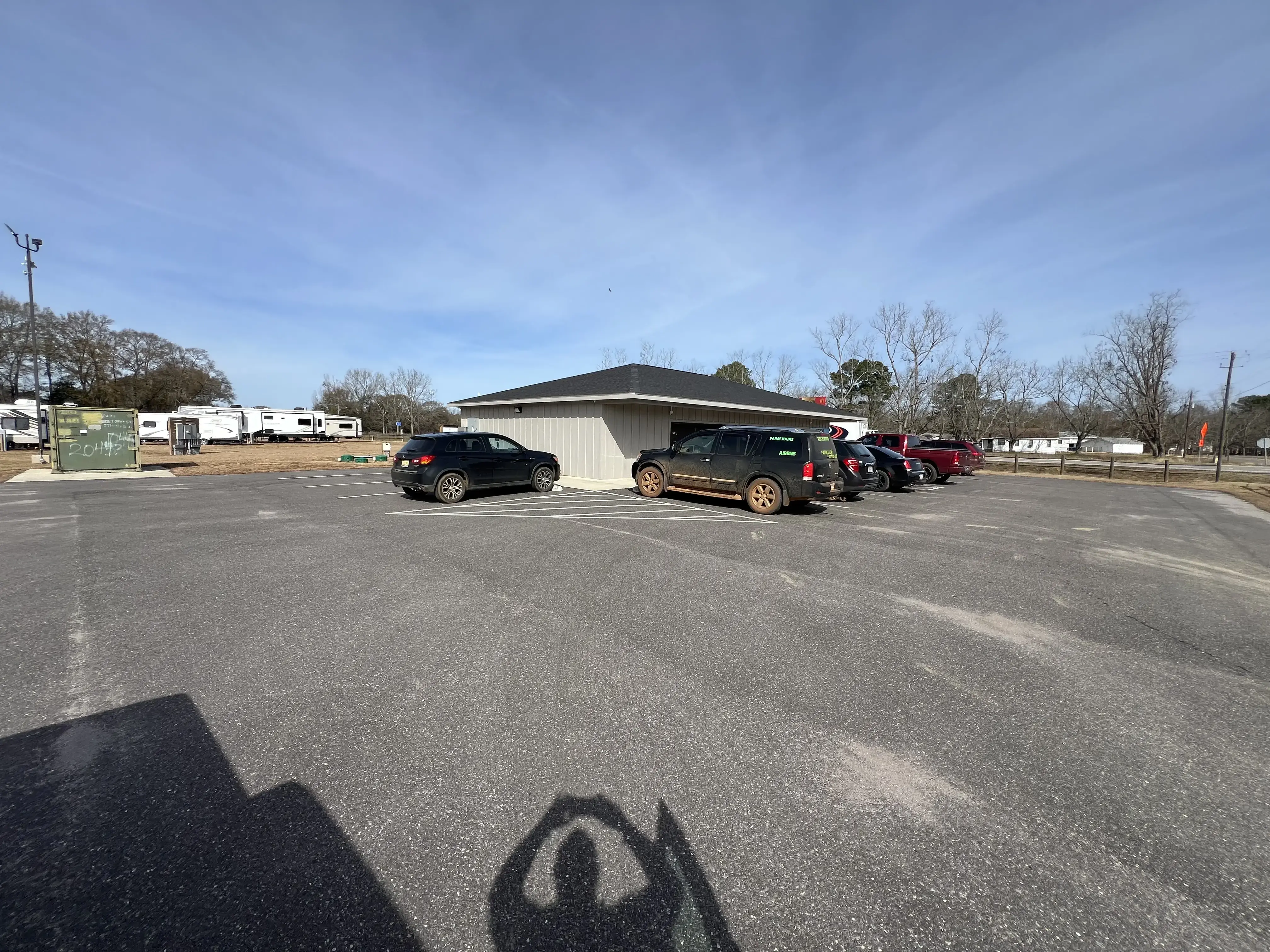 Ollie Coin Laundry thumbnail 6