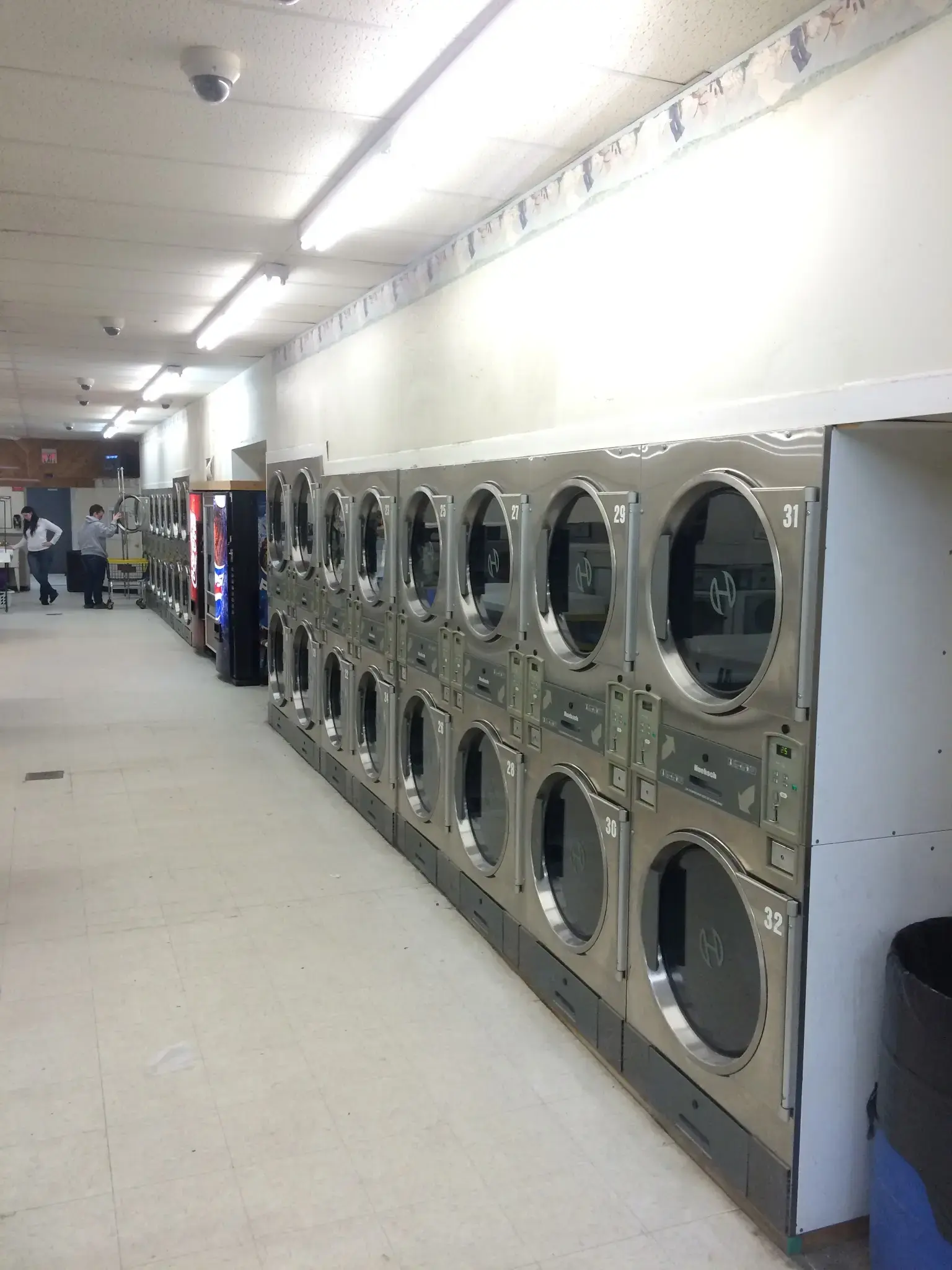 Olympia Coin Laundry - Image 1