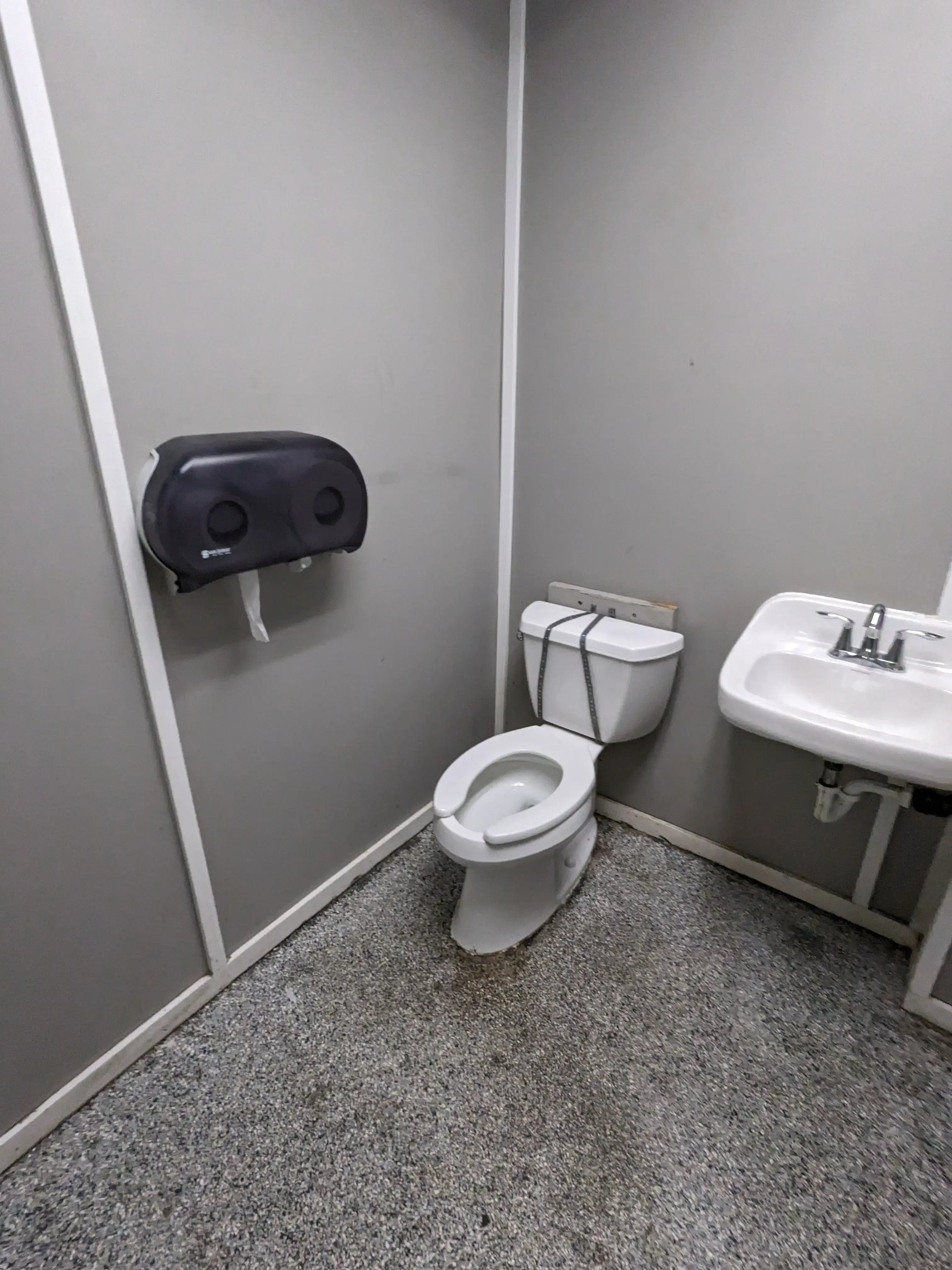 Olympia Coin Laundry thumbnail 14