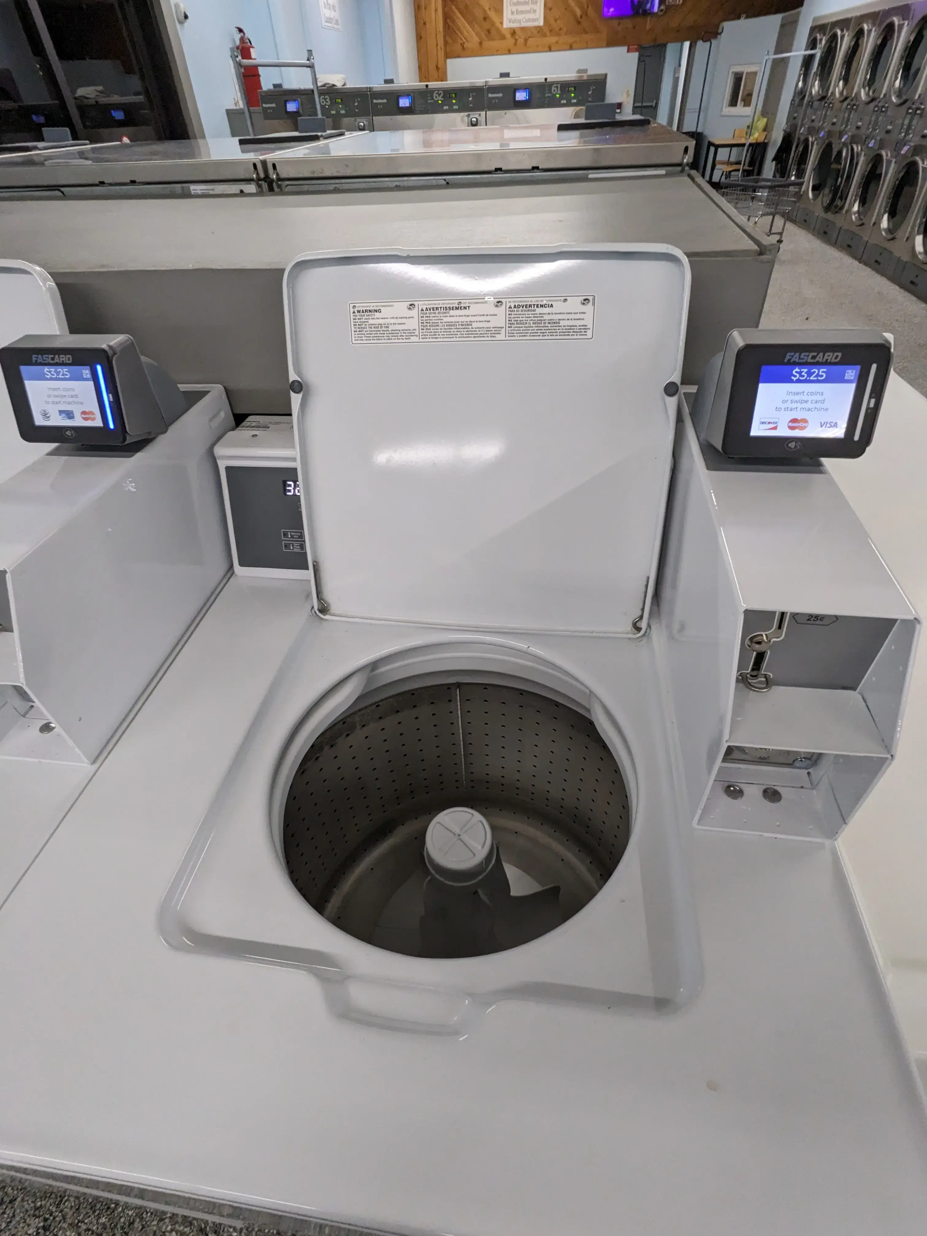 Olympia Coin Laundry - Image 7