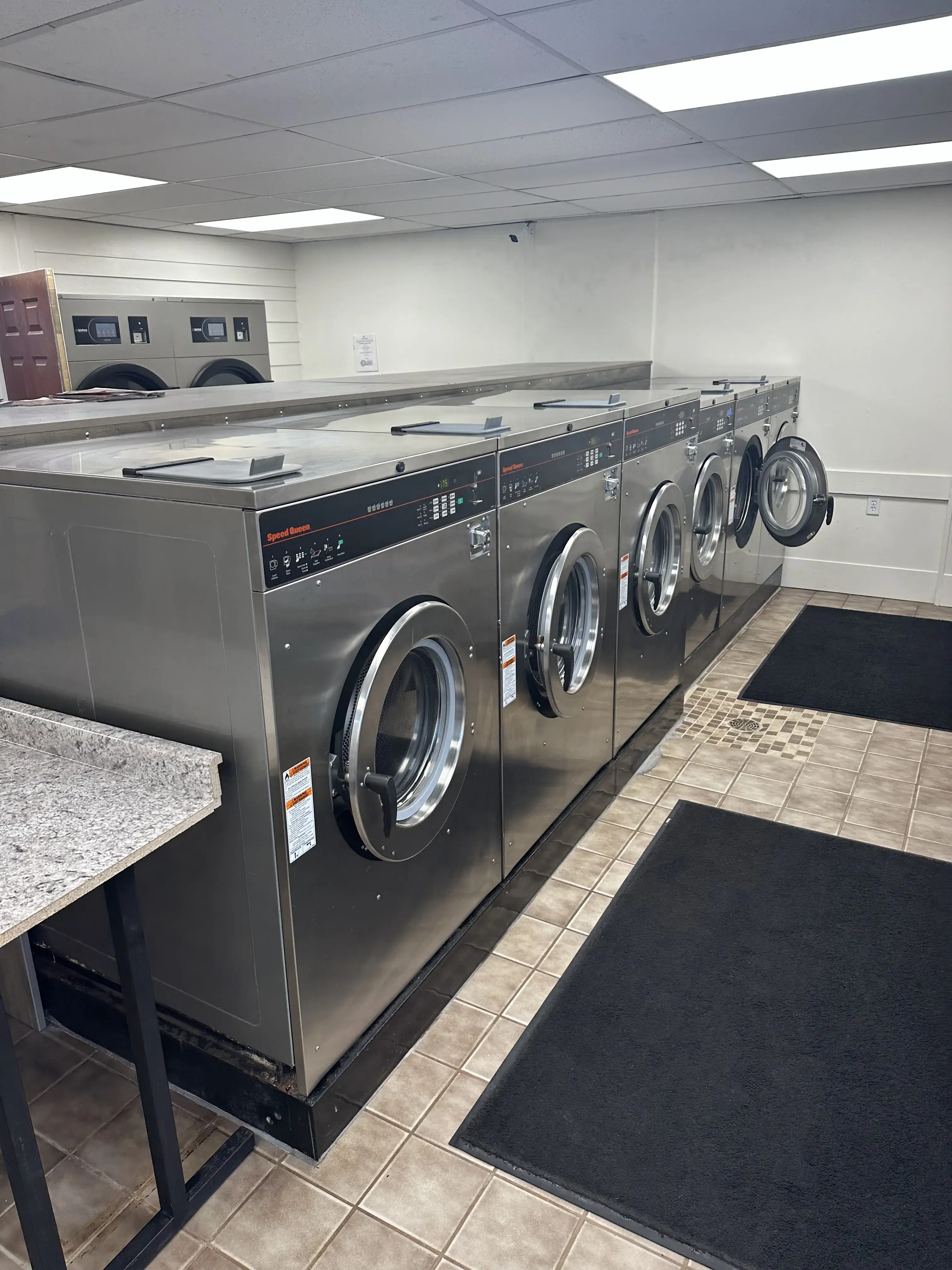 Omro Laundry - Image 11