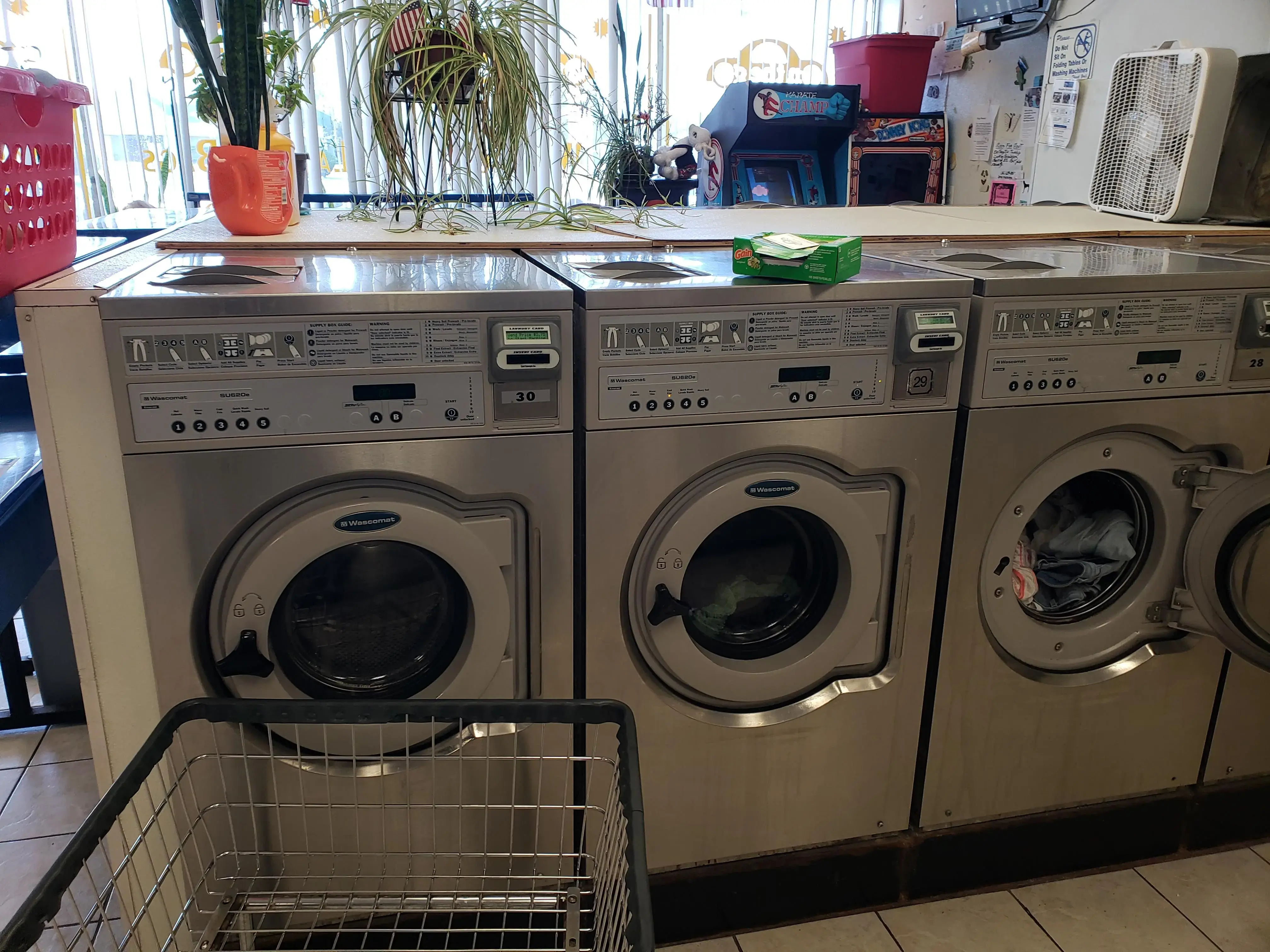 On the Go Laundromat - Image 15