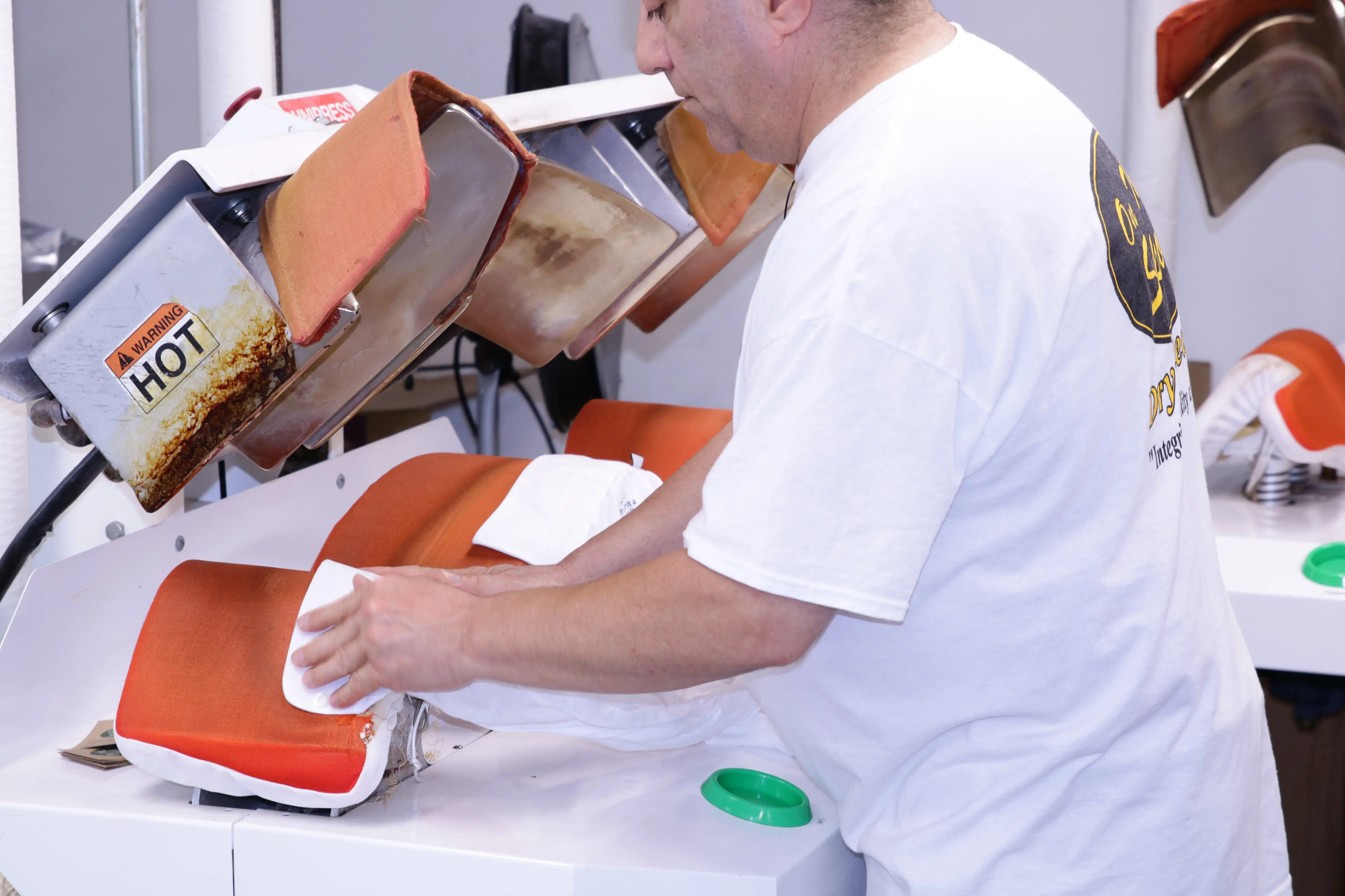 On The Spot Dry Cleaners - Image 5