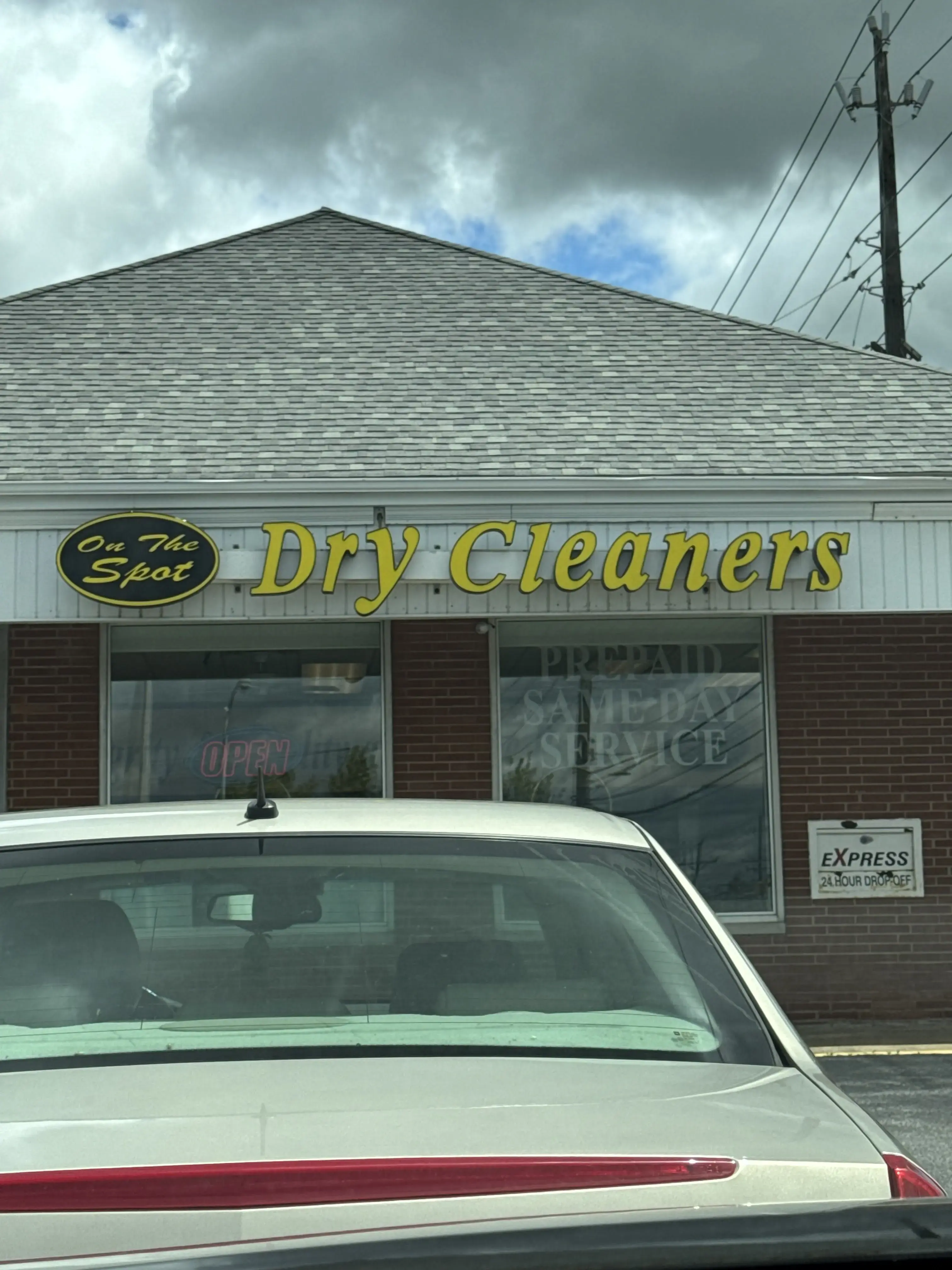 On the Spot Dry Cleaners thumbnail 5