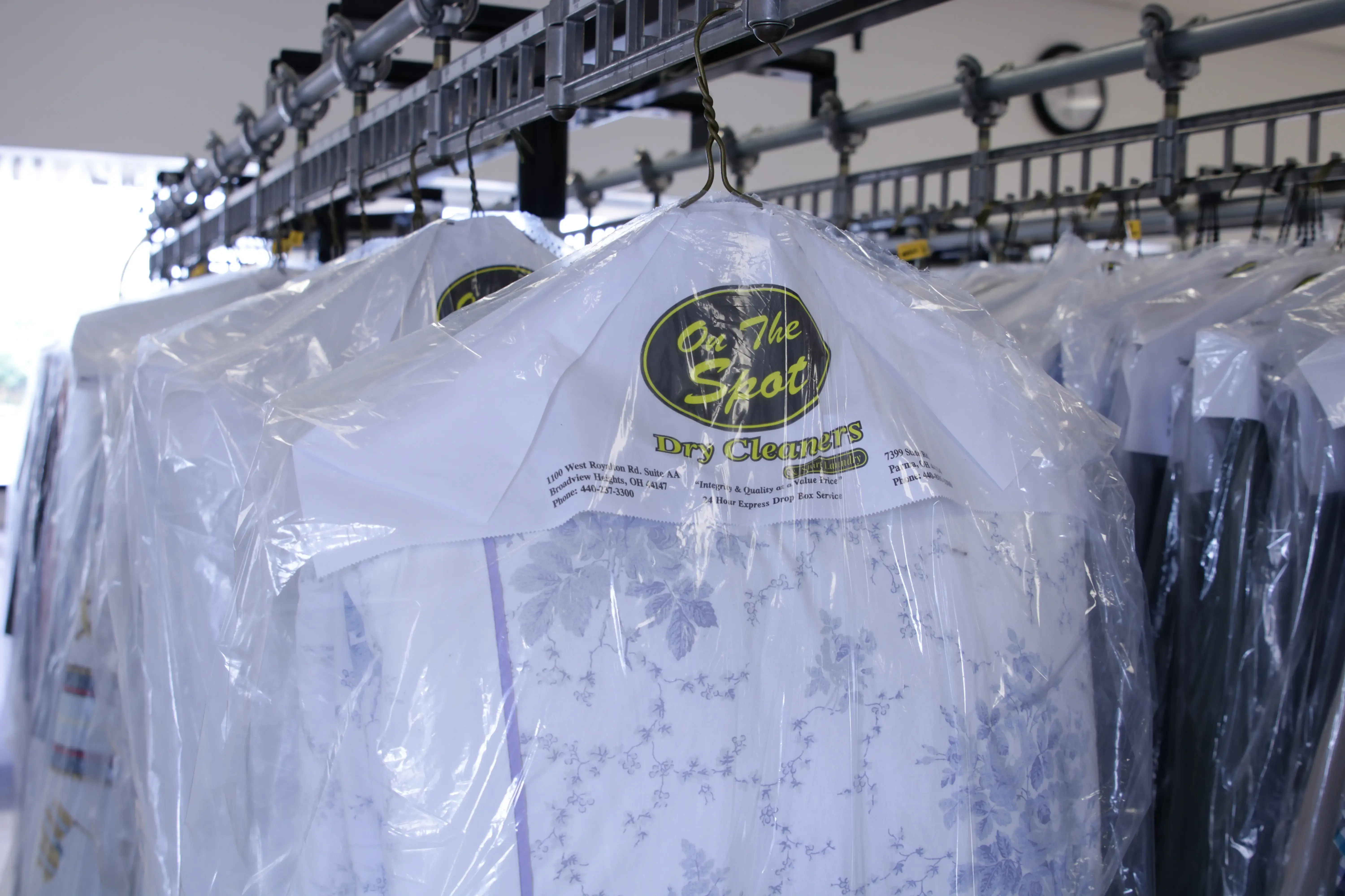 On the Spot Dry Cleaners - Image 2