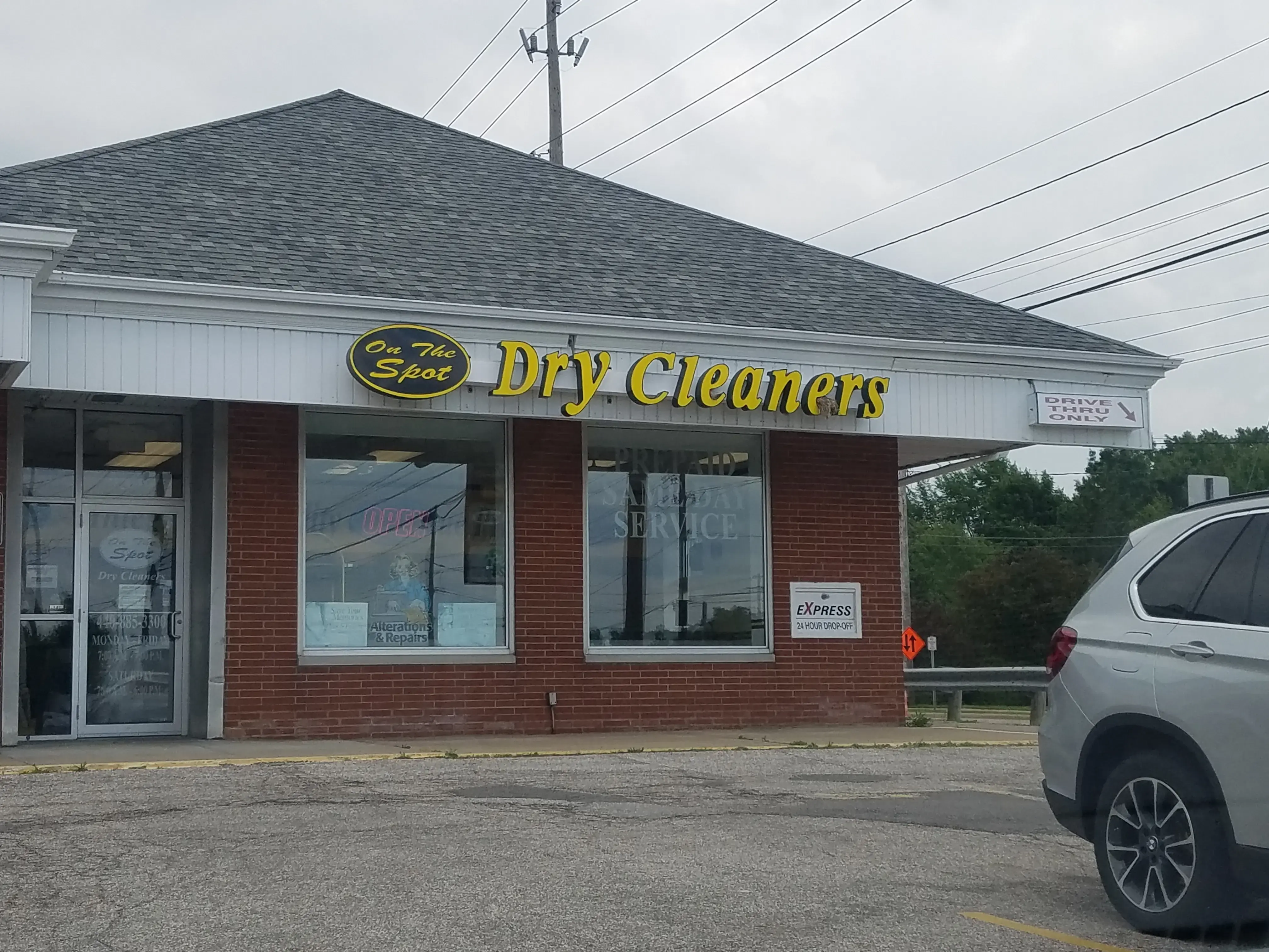 On the Spot Dry Cleaners thumbnail 6