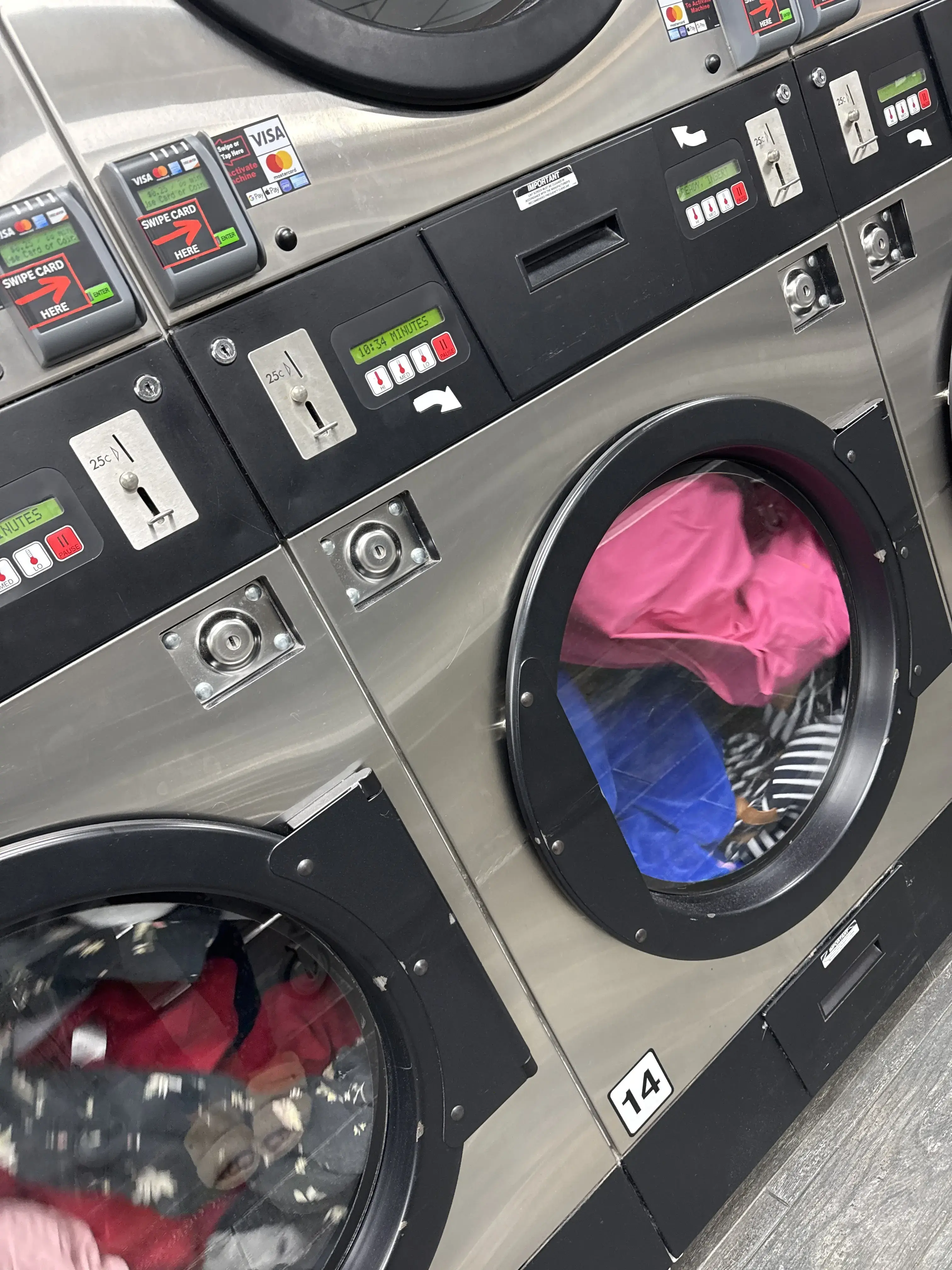 One Hour Laundry - Image 2