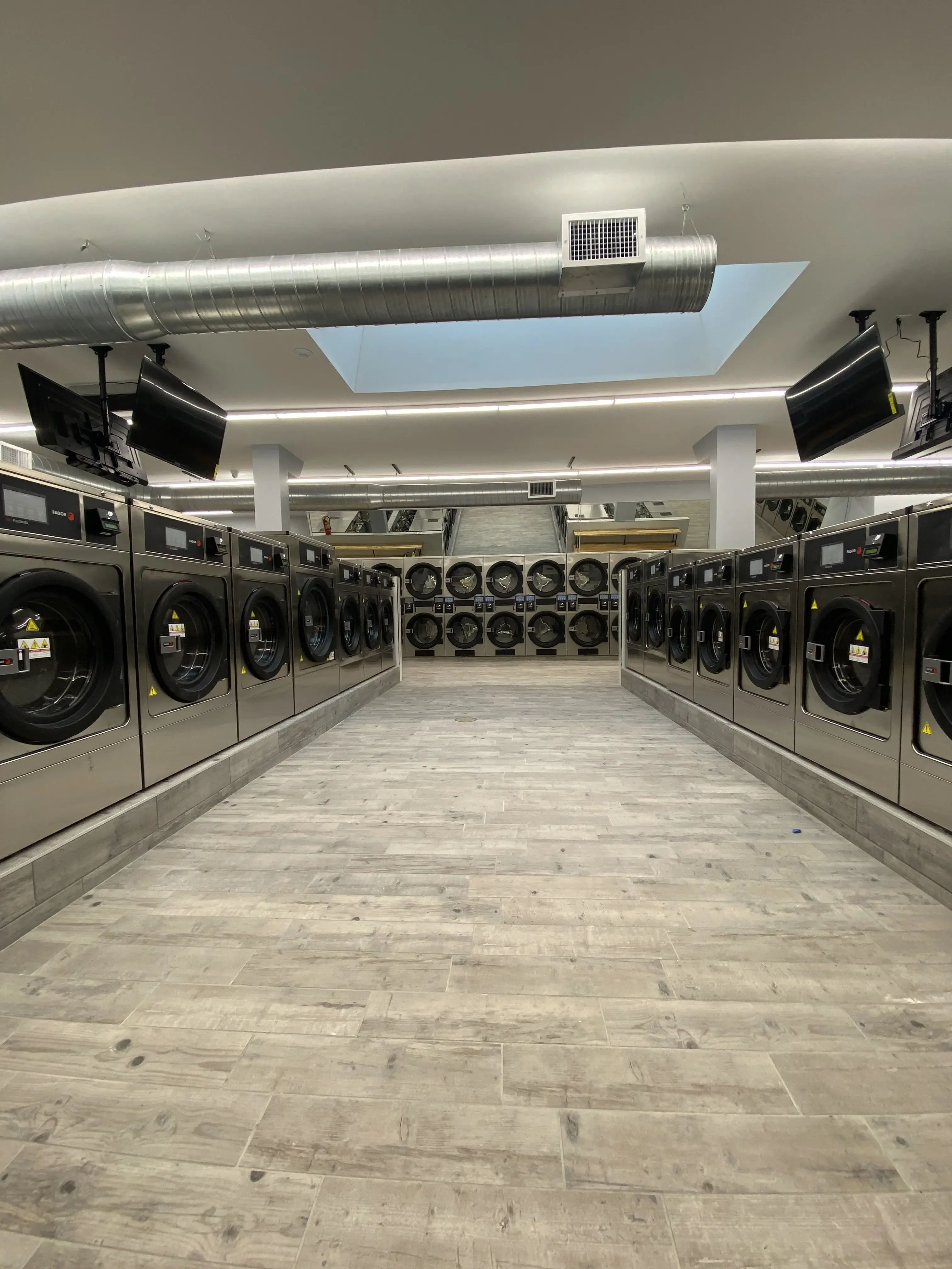 One Hour Laundry - Image 4