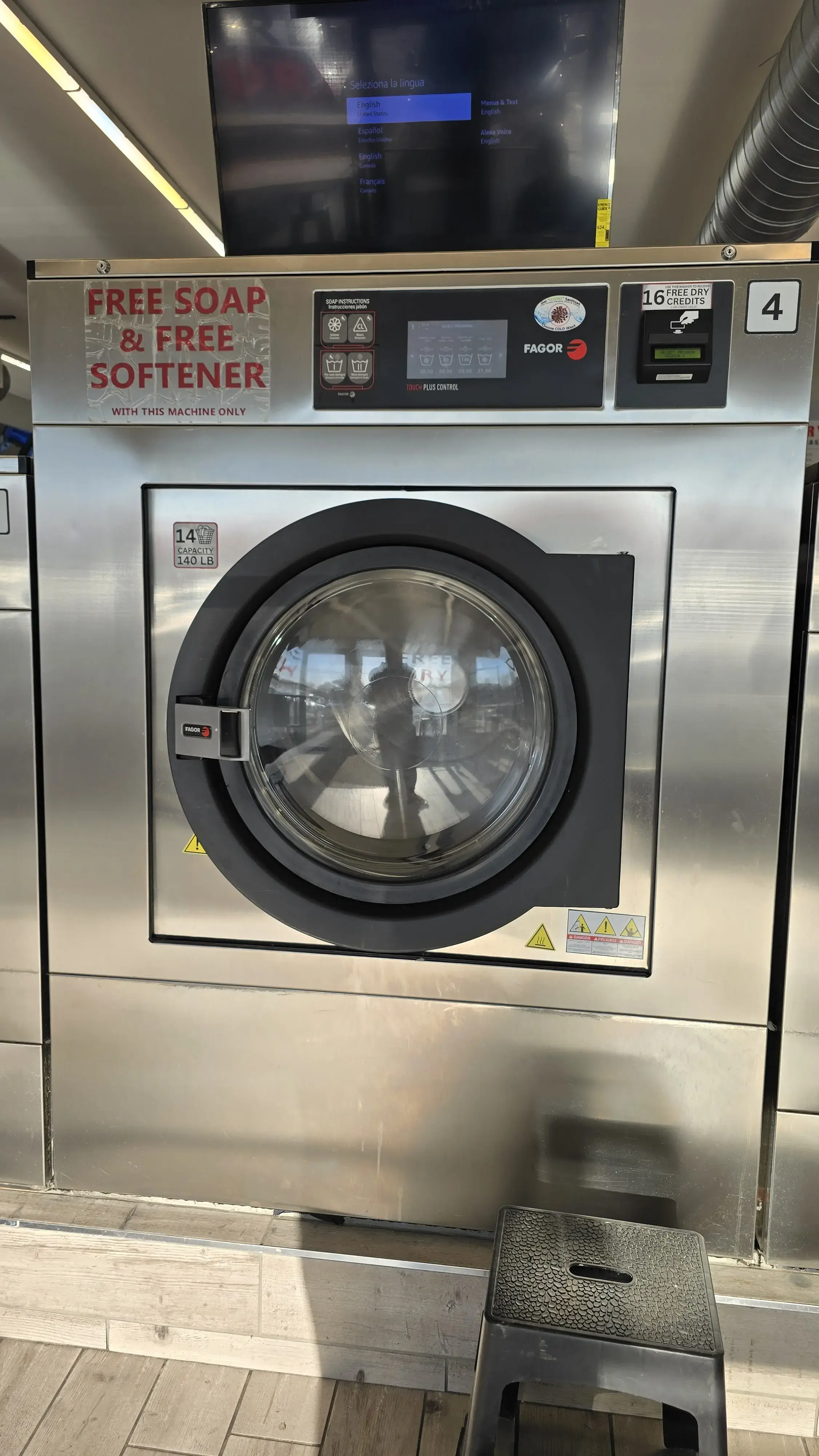 One Hour Laundry - Image 18