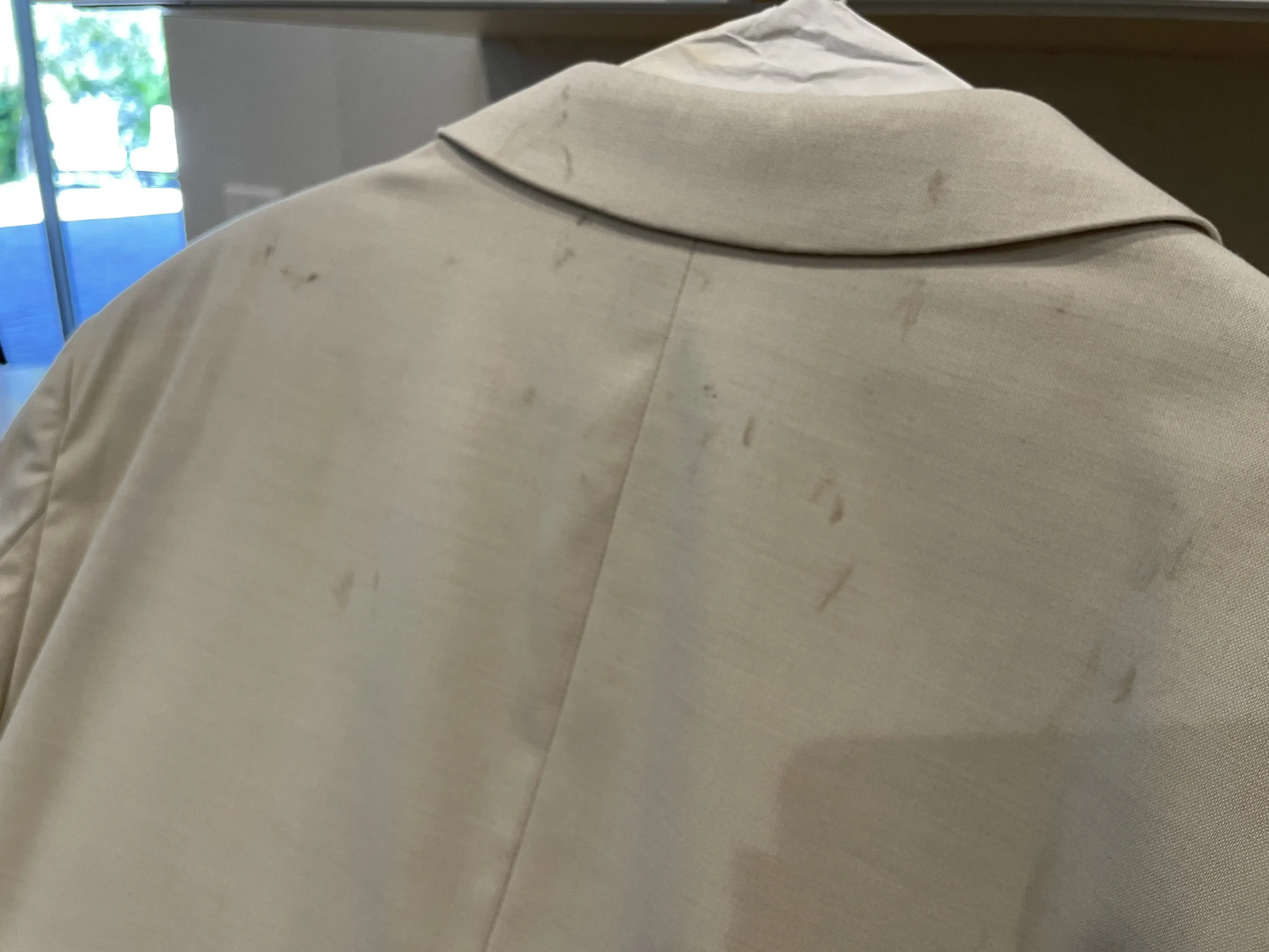 One Price Dry Cleaners Express Alterations thumbnail 17