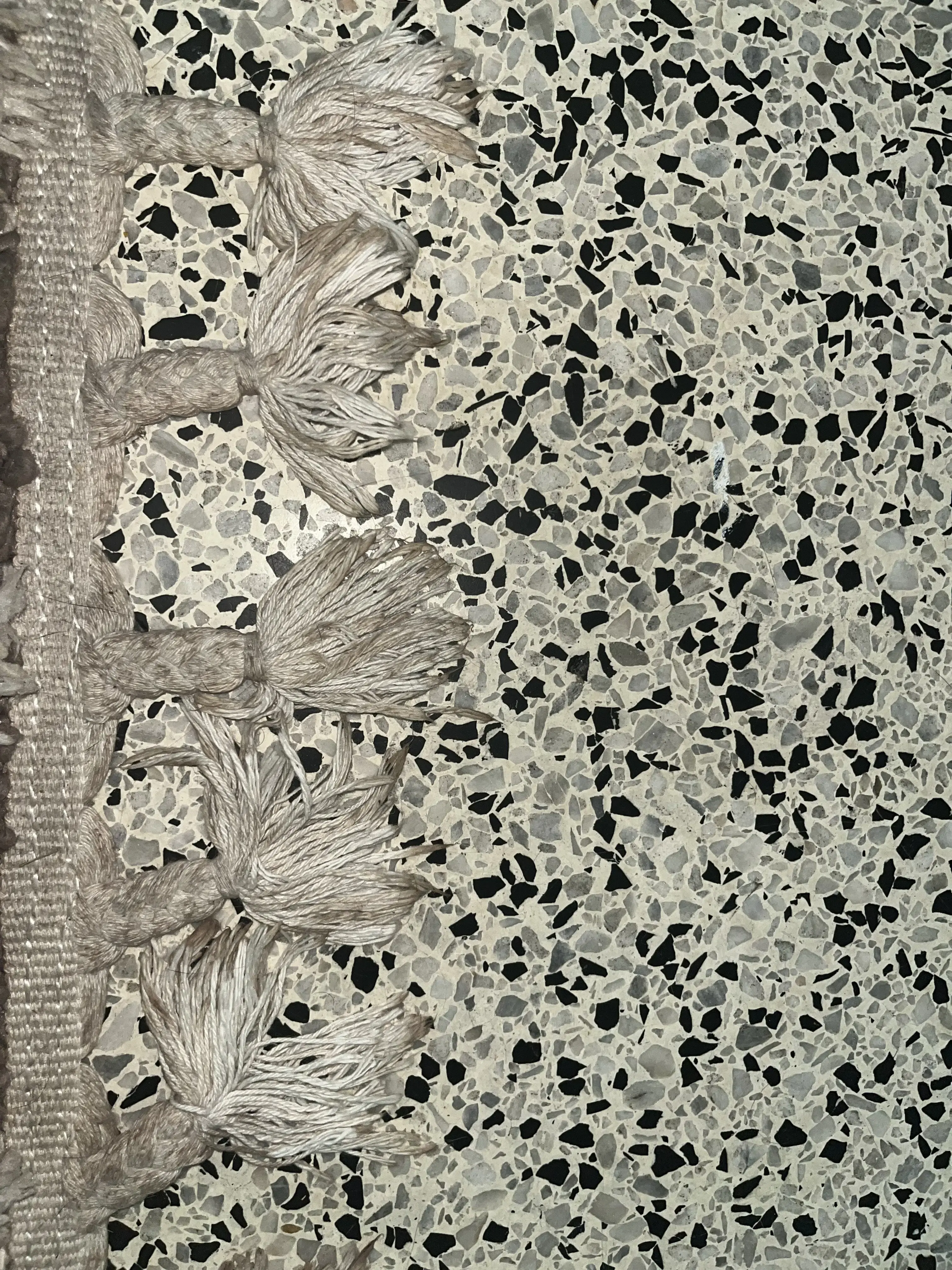 One Price Dry Cleaners Express Alterations - Image 12