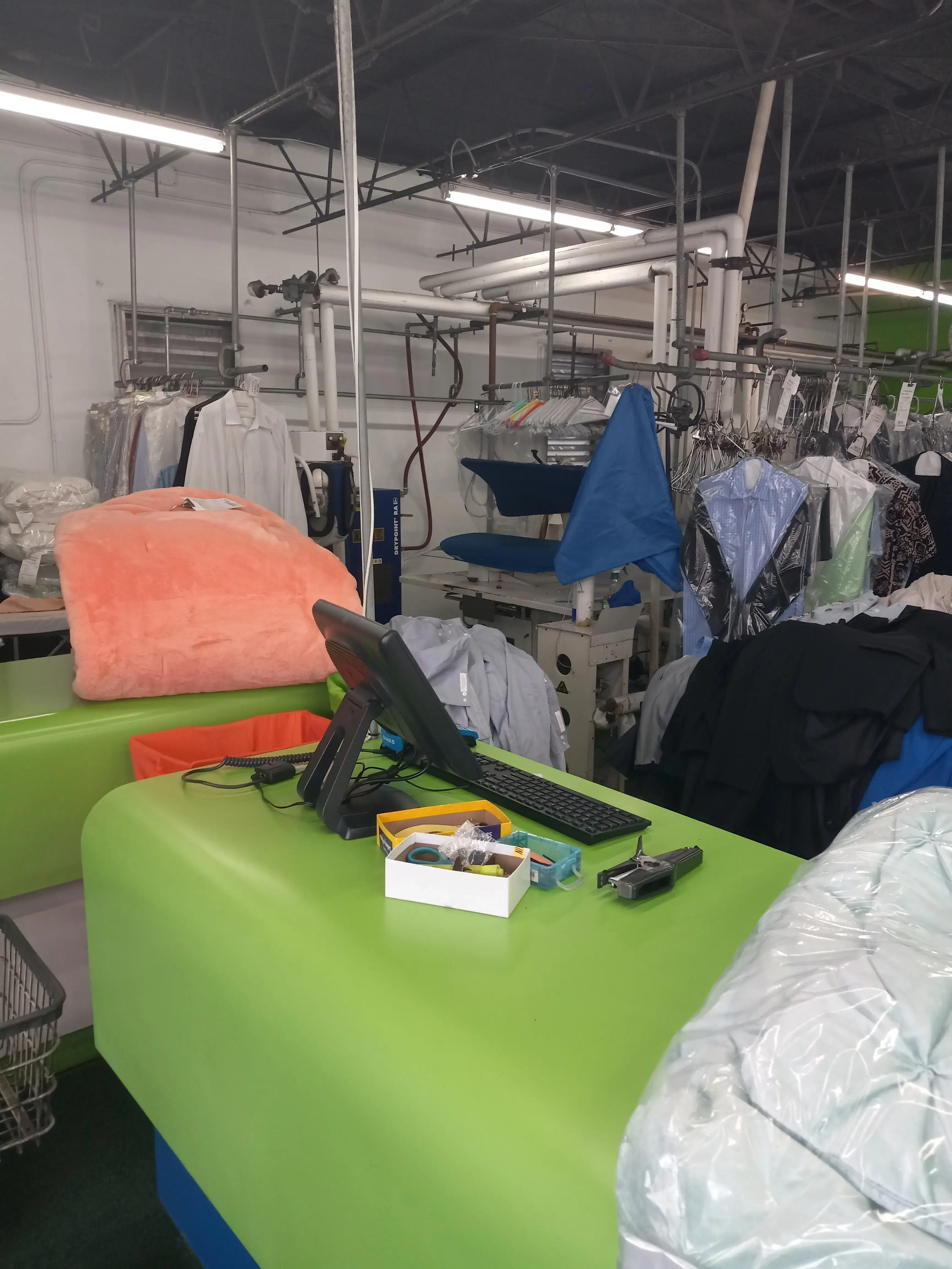 One Price Eco Cleaners thumbnail 4