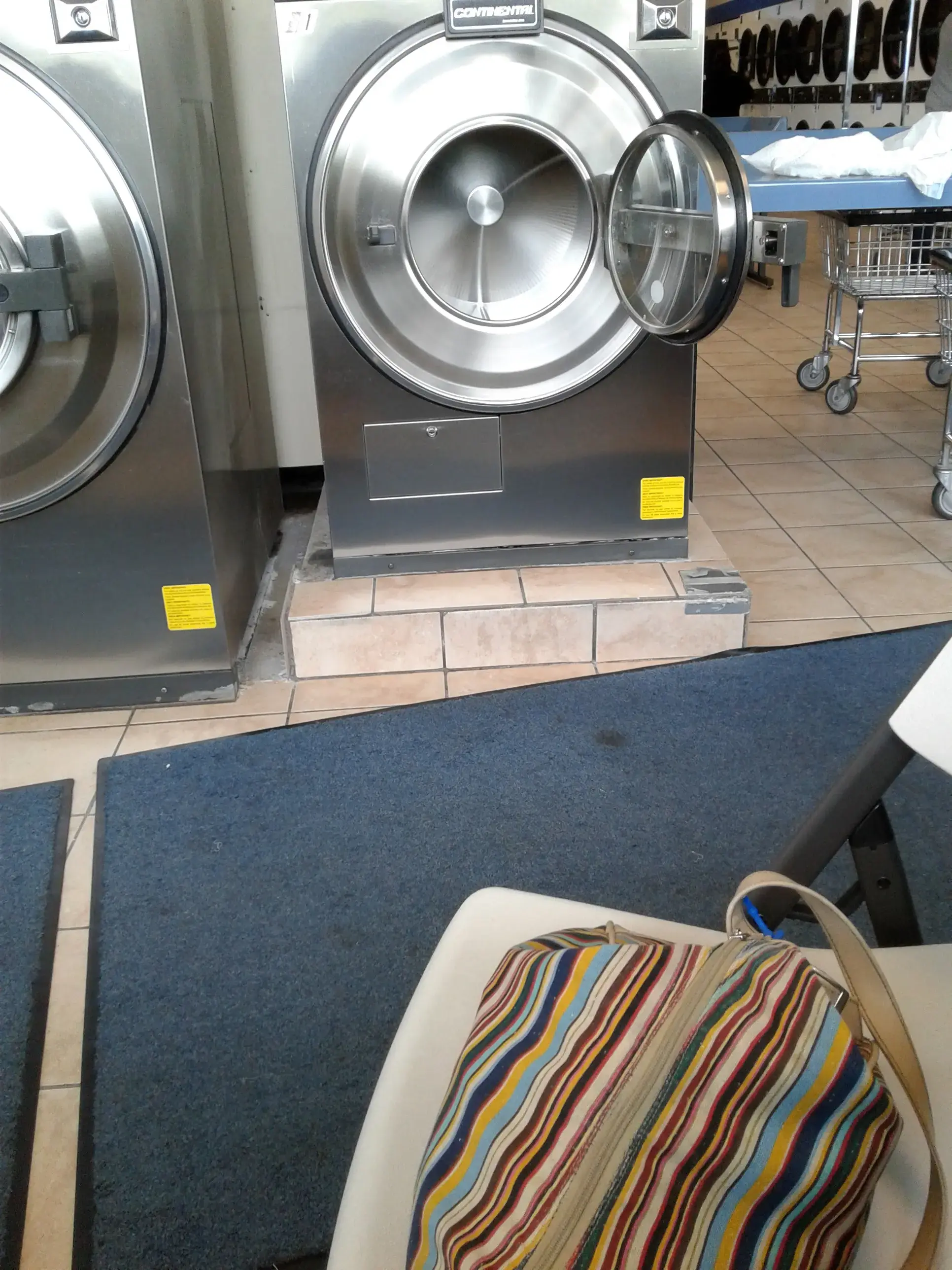 One Stop Laundromat - Image 3