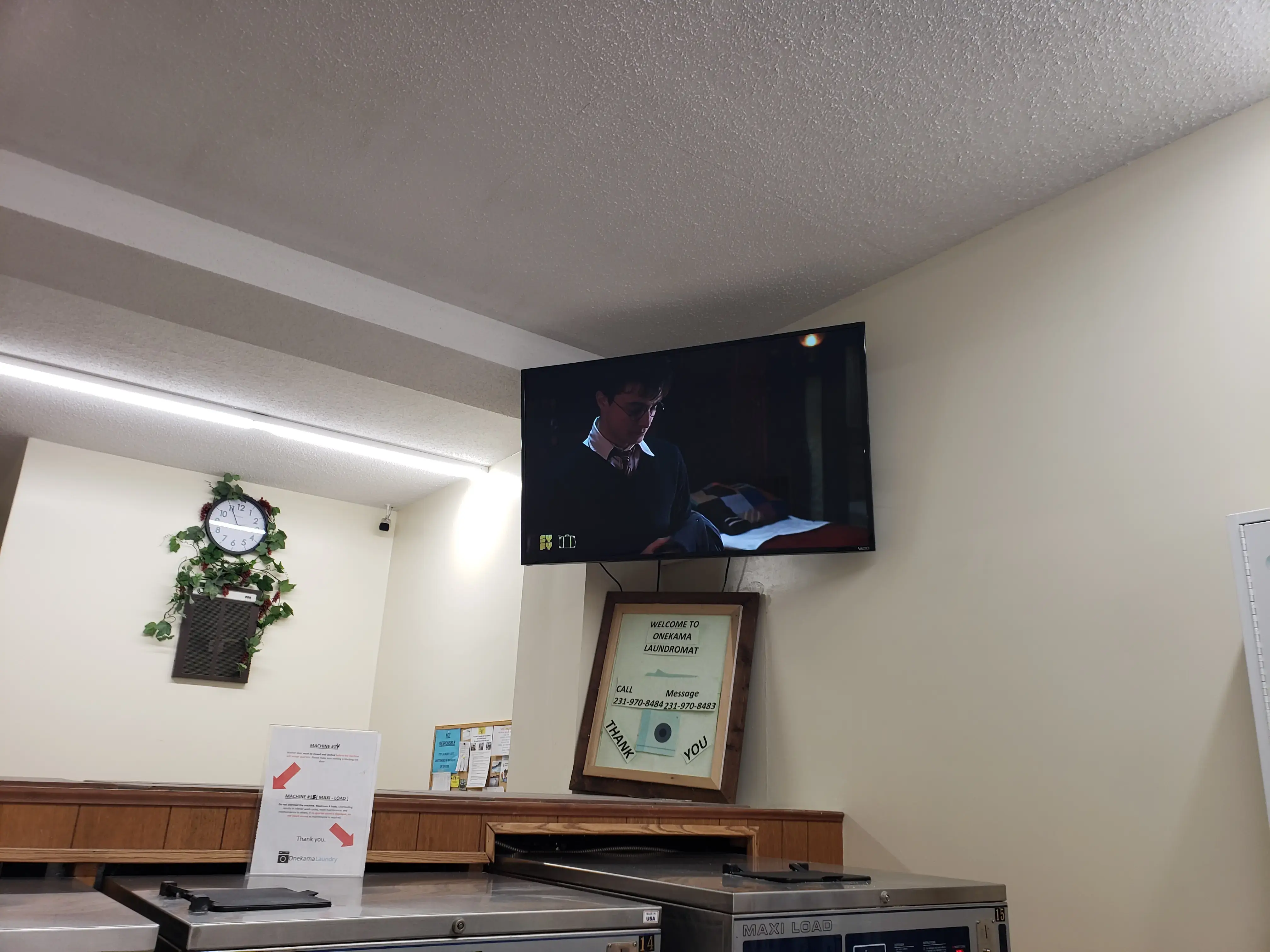 Onekama Laundromat thumbnail 14