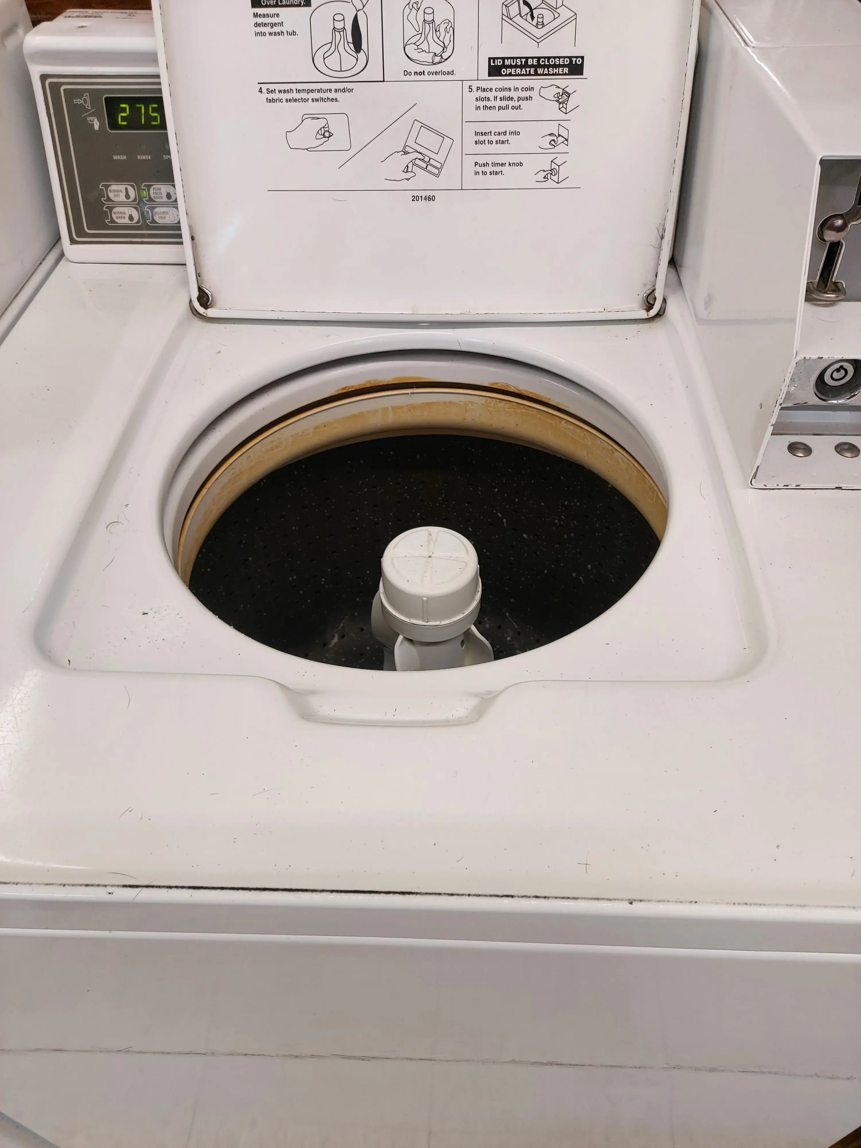 Onekama Laundromat - Image 17