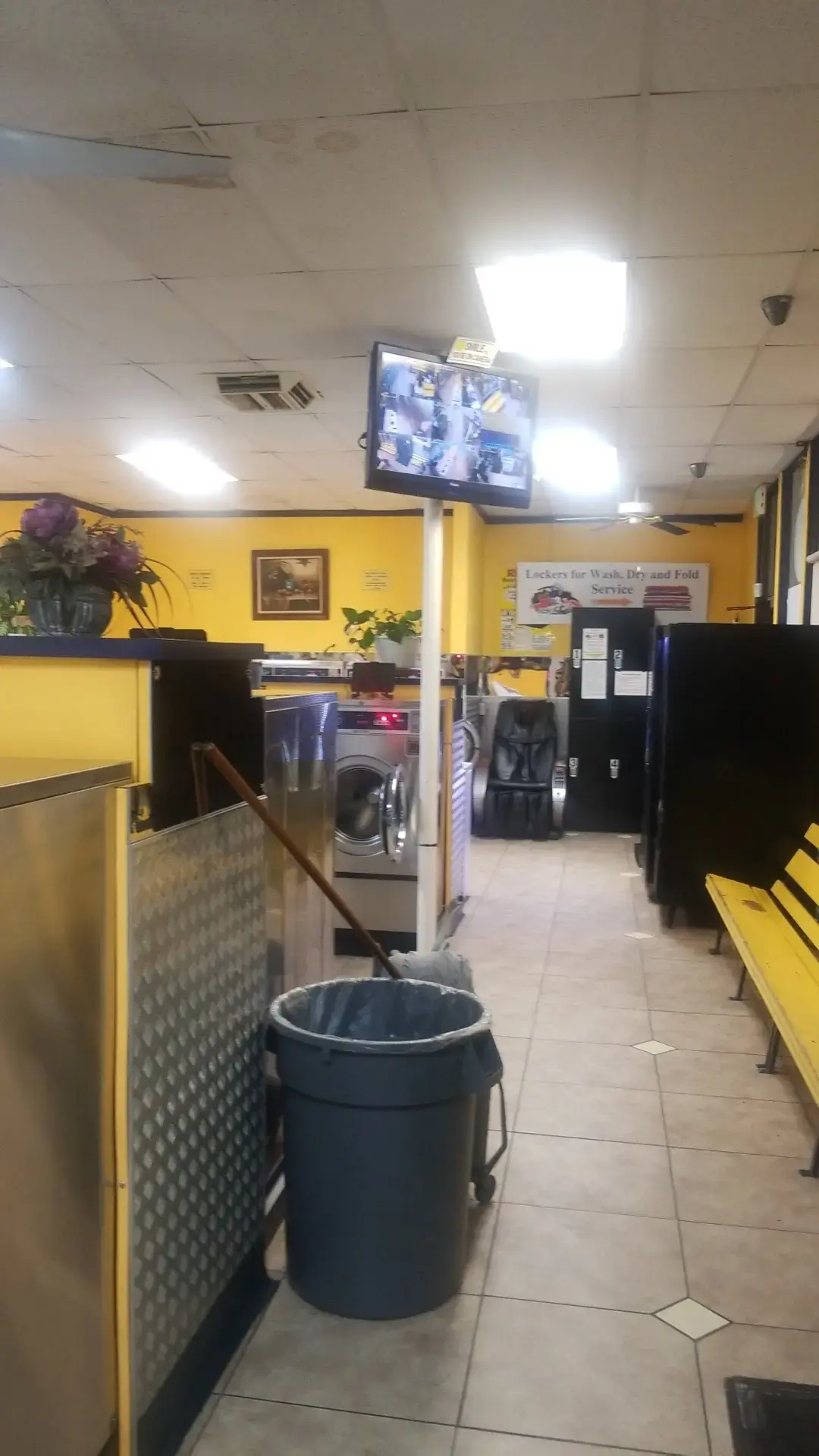 Orange Coin Laundry - Image 10