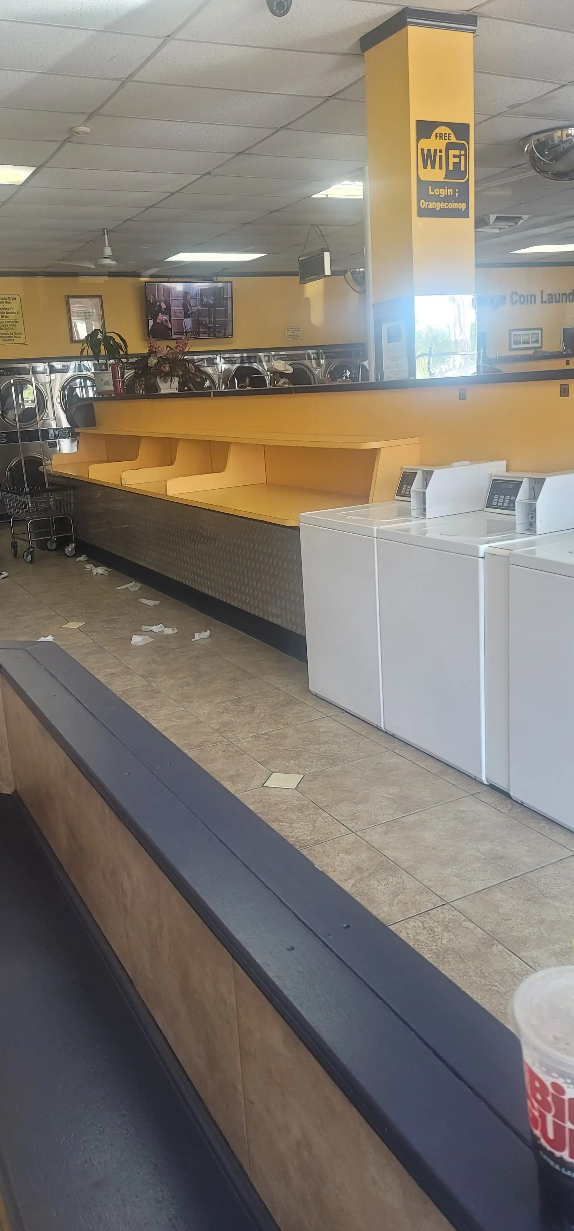 Orange Coin Laundry - Image 6