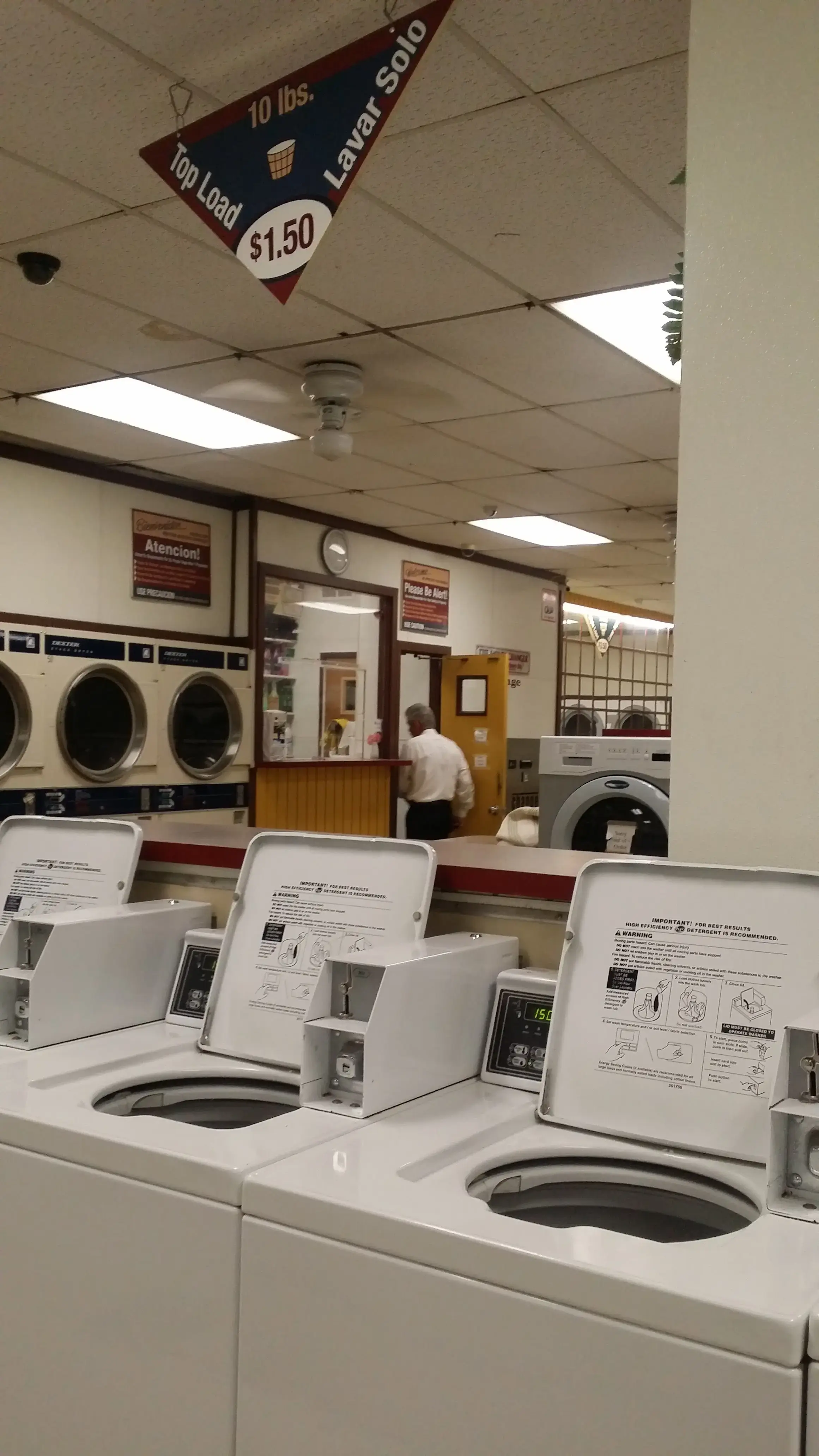 Orange Grove Coin Laundry - Image 8