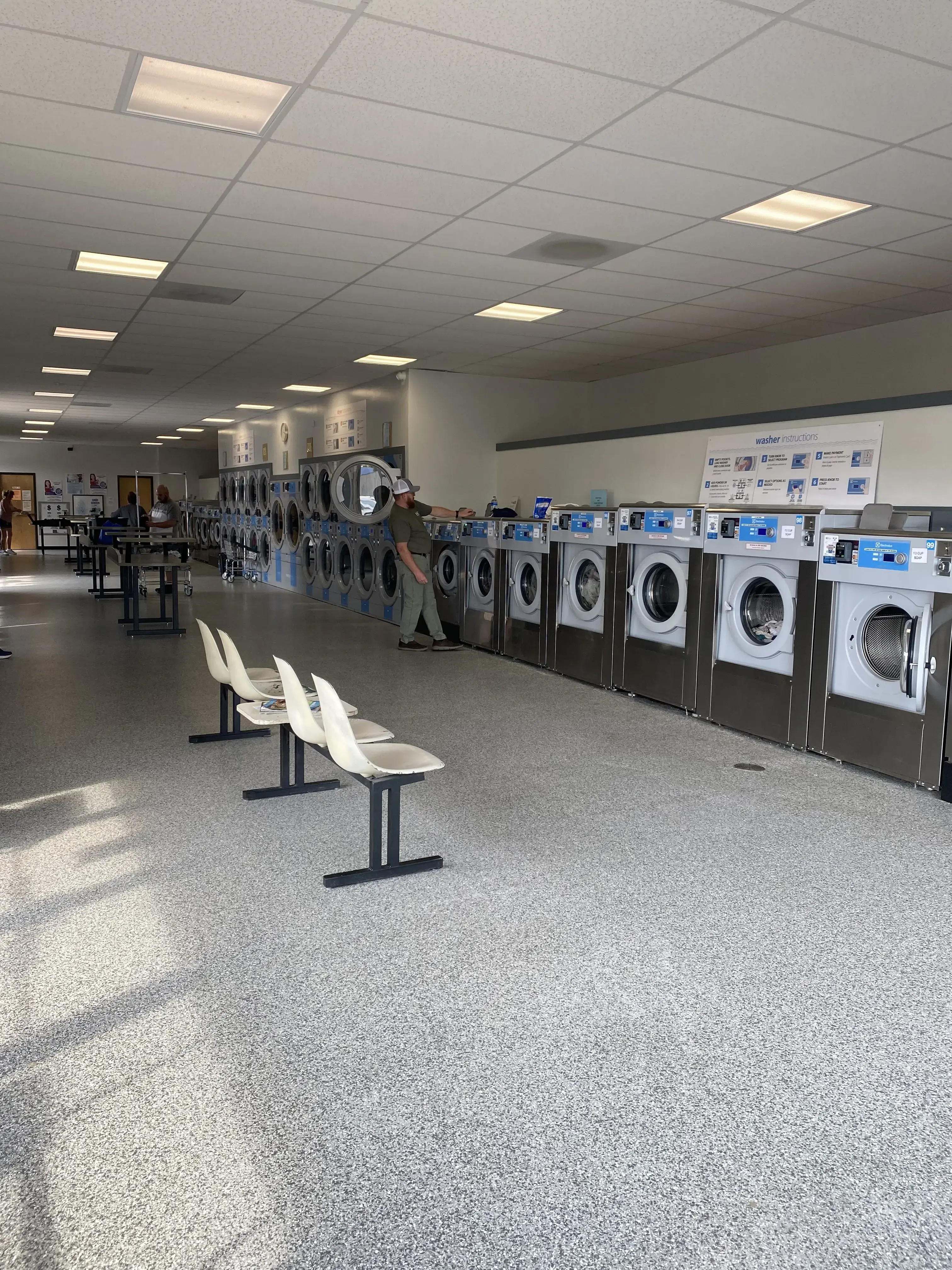 Oregon Express Laundry thumbnail 18