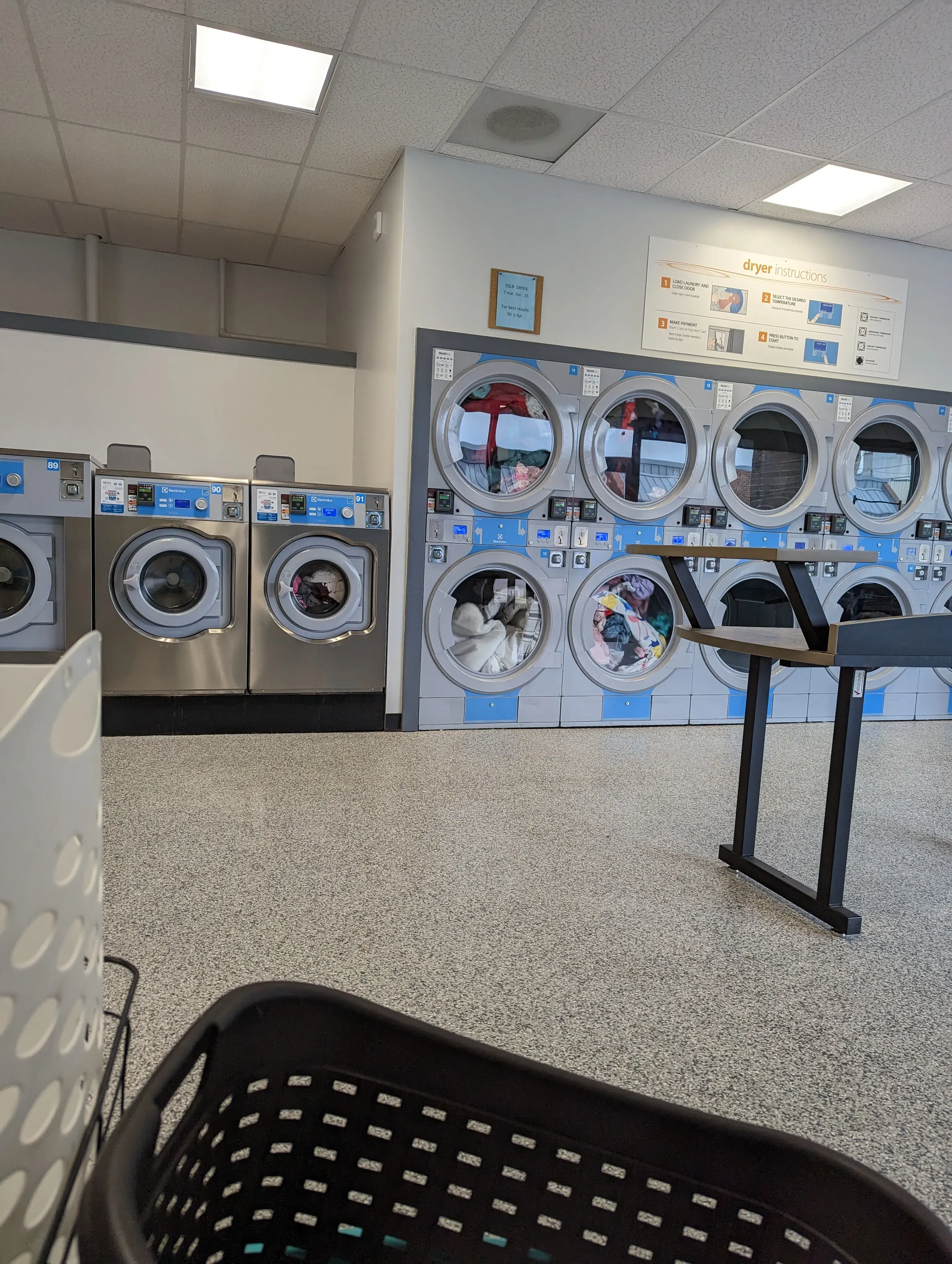 Oregon Express Laundry - Image 13