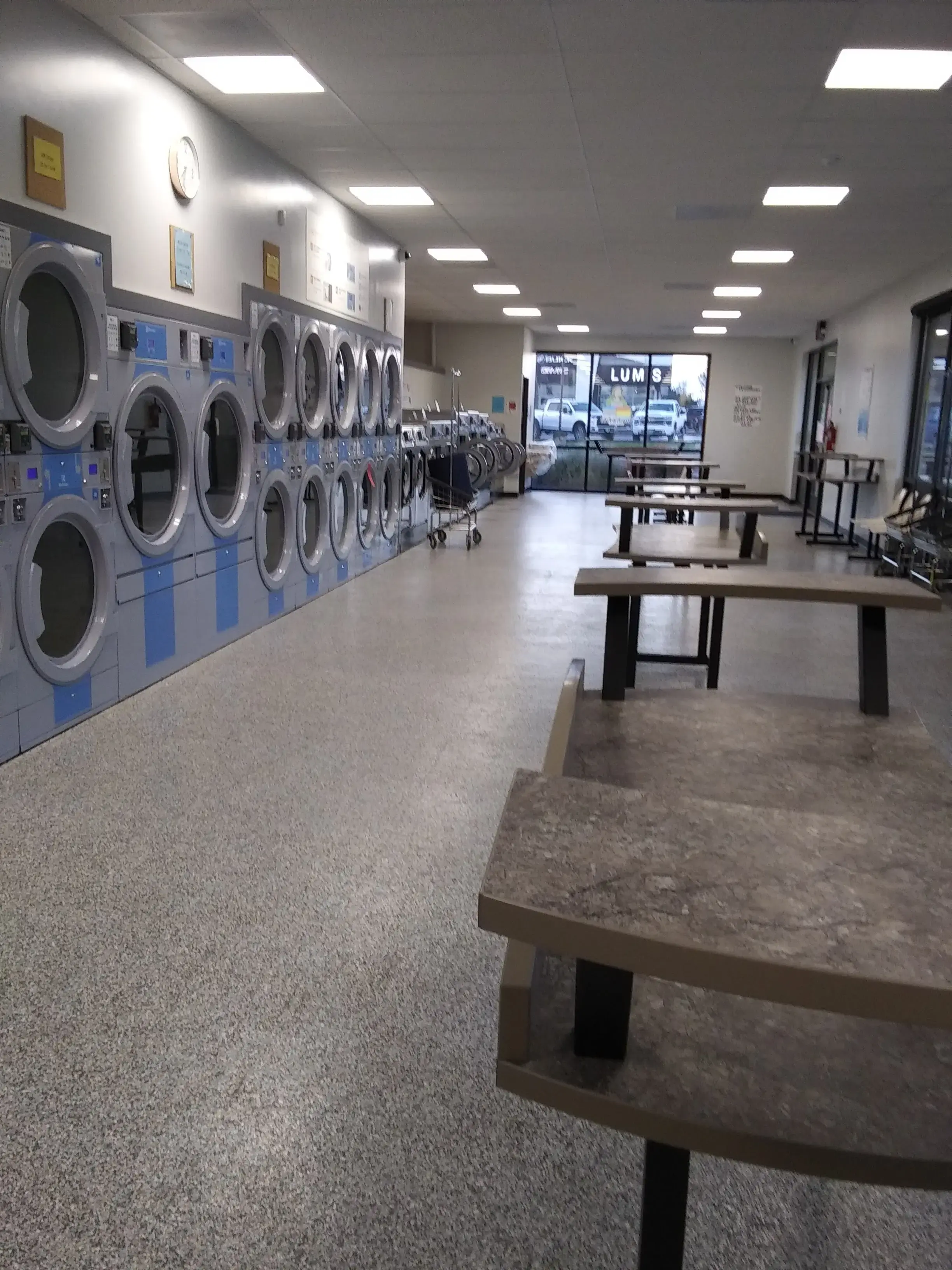 Oregon Express Laundry thumbnail 16