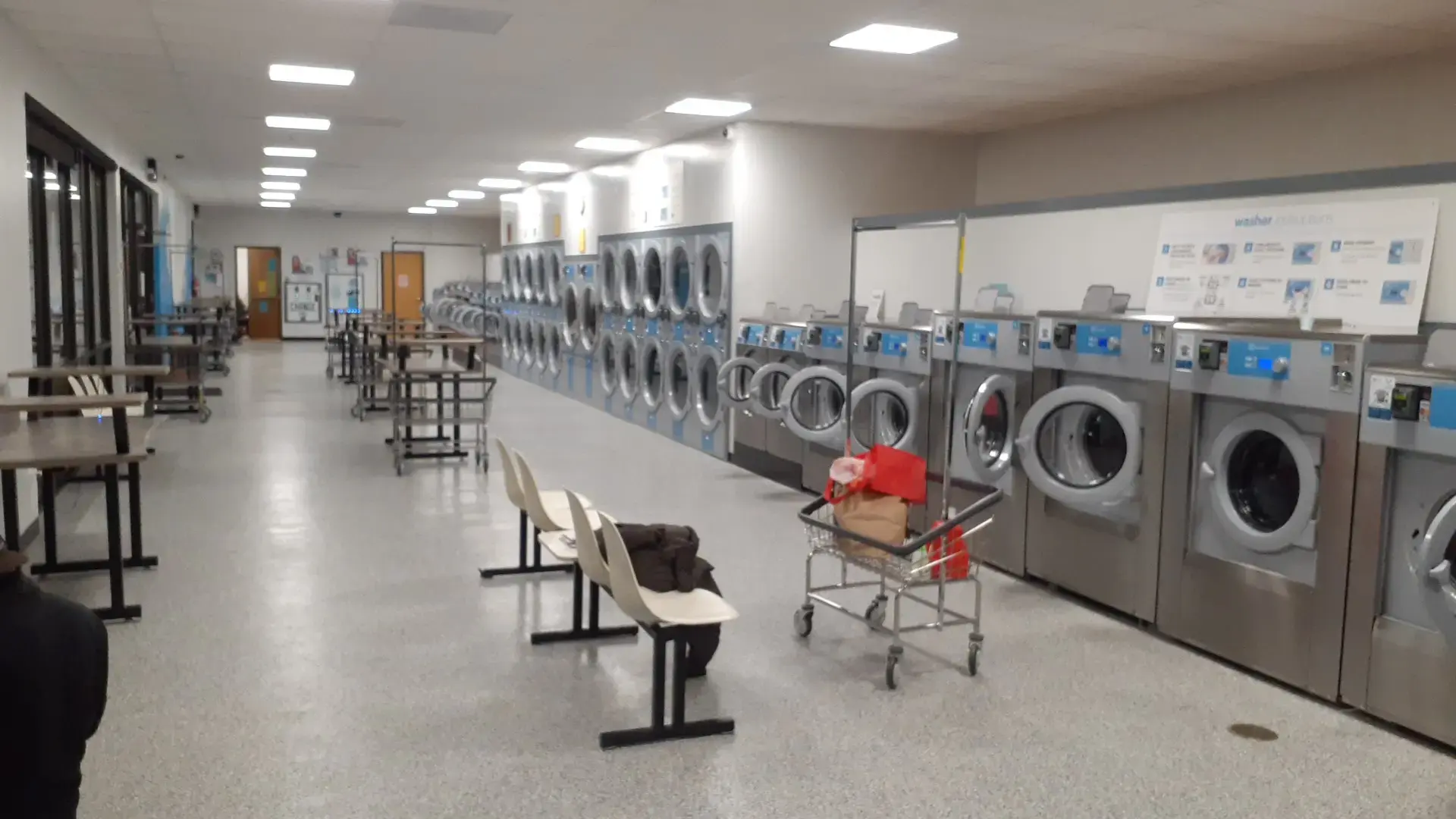 Oregon Express Laundry thumbnail 17